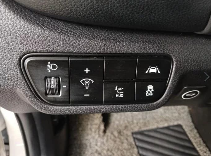 Kia Seltos Gasoline 1.6 Turbo 2WD Signature, 2022 г. 50417 км. — фото 10