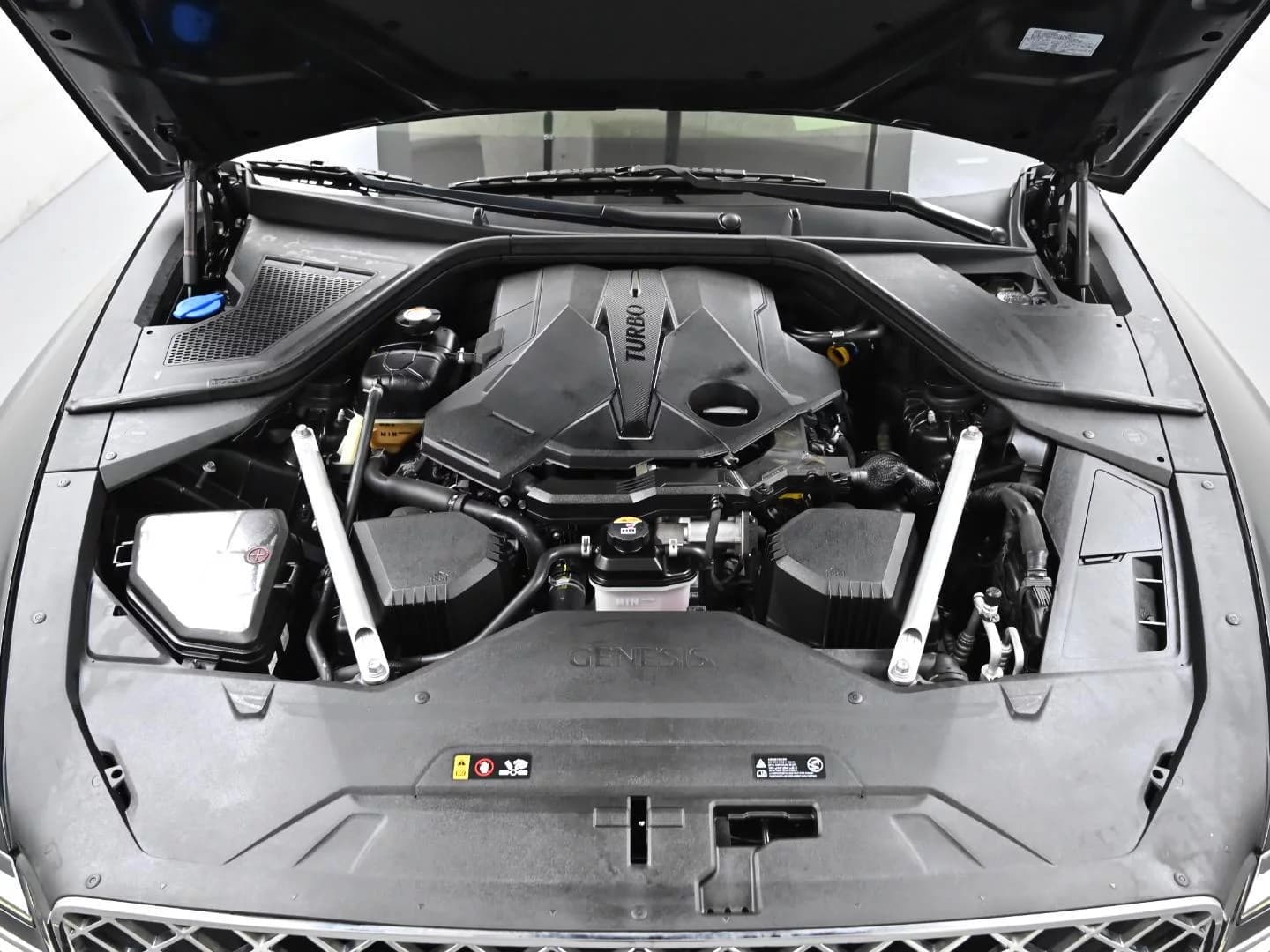 Genesis G80 Gasoline 3.5 Turbo AWD, 2023 г. 55082 км. — фото 6