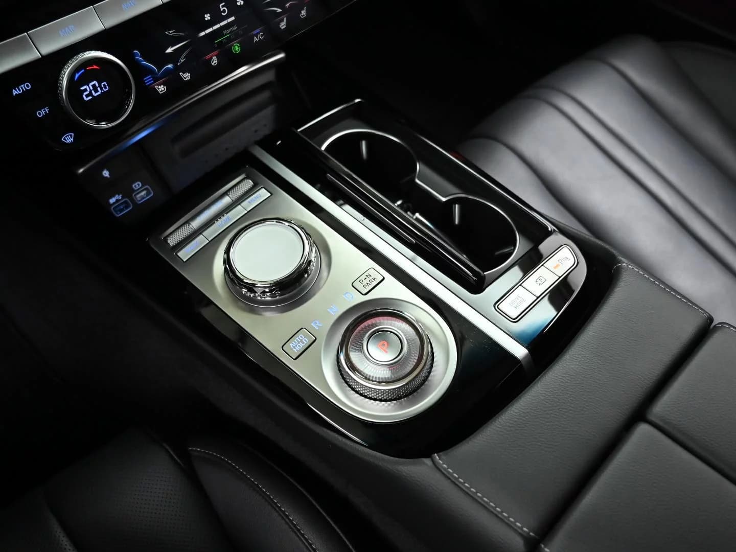 Genesis G80 Gasoline 3.5 Turbo AWD, 2023 г. 55082 км. — фото 9