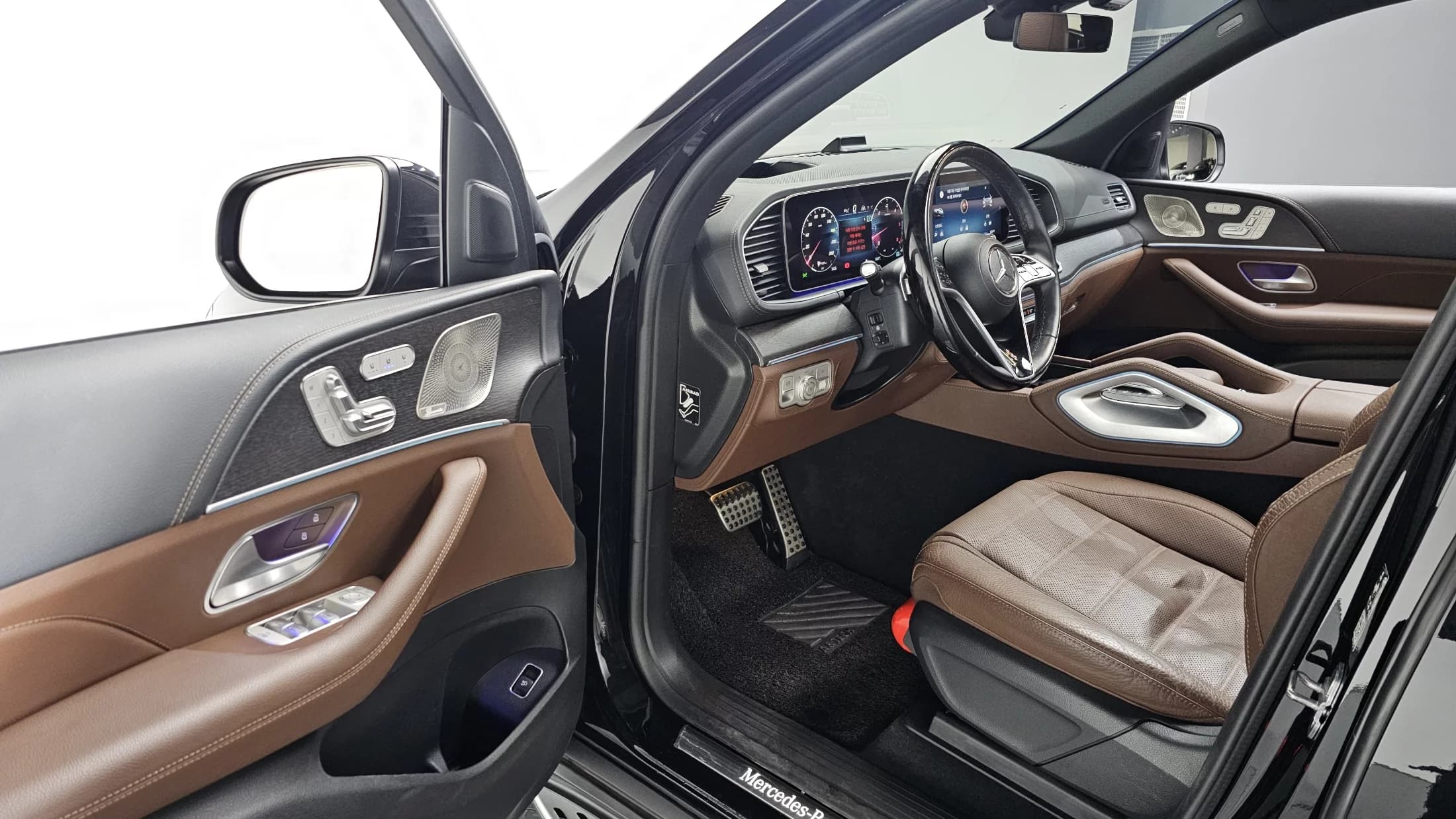 Mercedes-Benz GLS-Class GLS450d 4MATIC, 2023 г. 70593 км. — фото 11