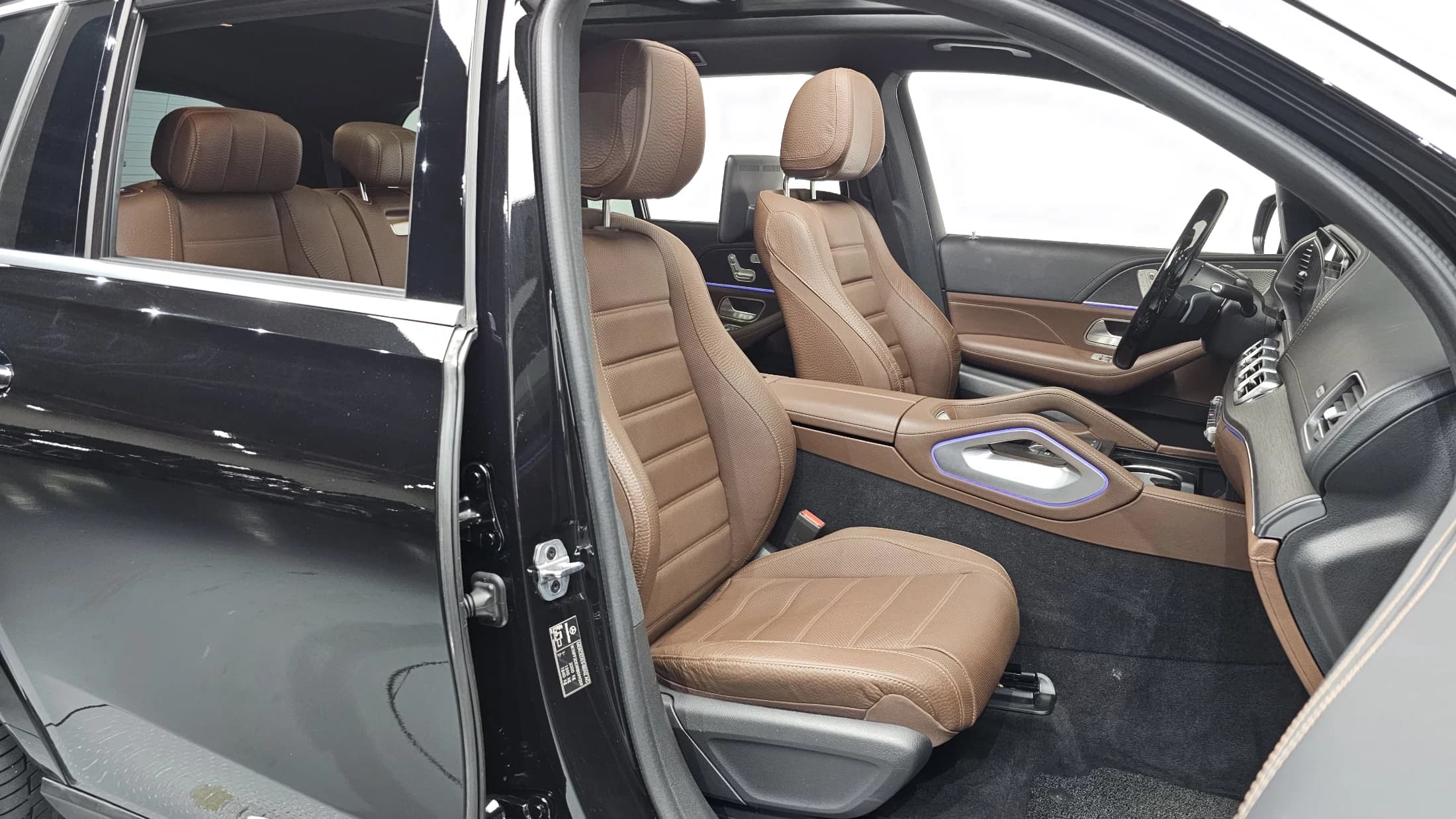 Mercedes-Benz GLS-Class GLS450d 4MATIC, 2023 г. 70593 км. — фото 10