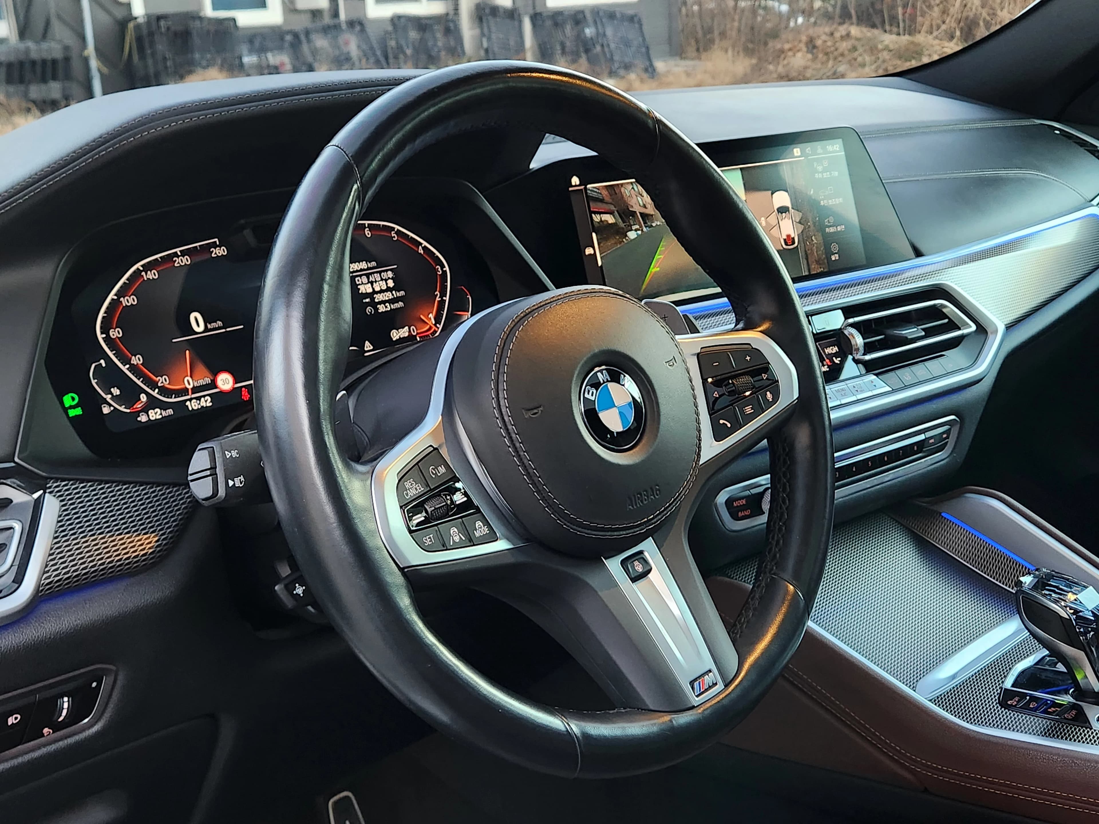 BMW X6 xDrive40i M Sport, 2022 г. 29145 км. — фото 12