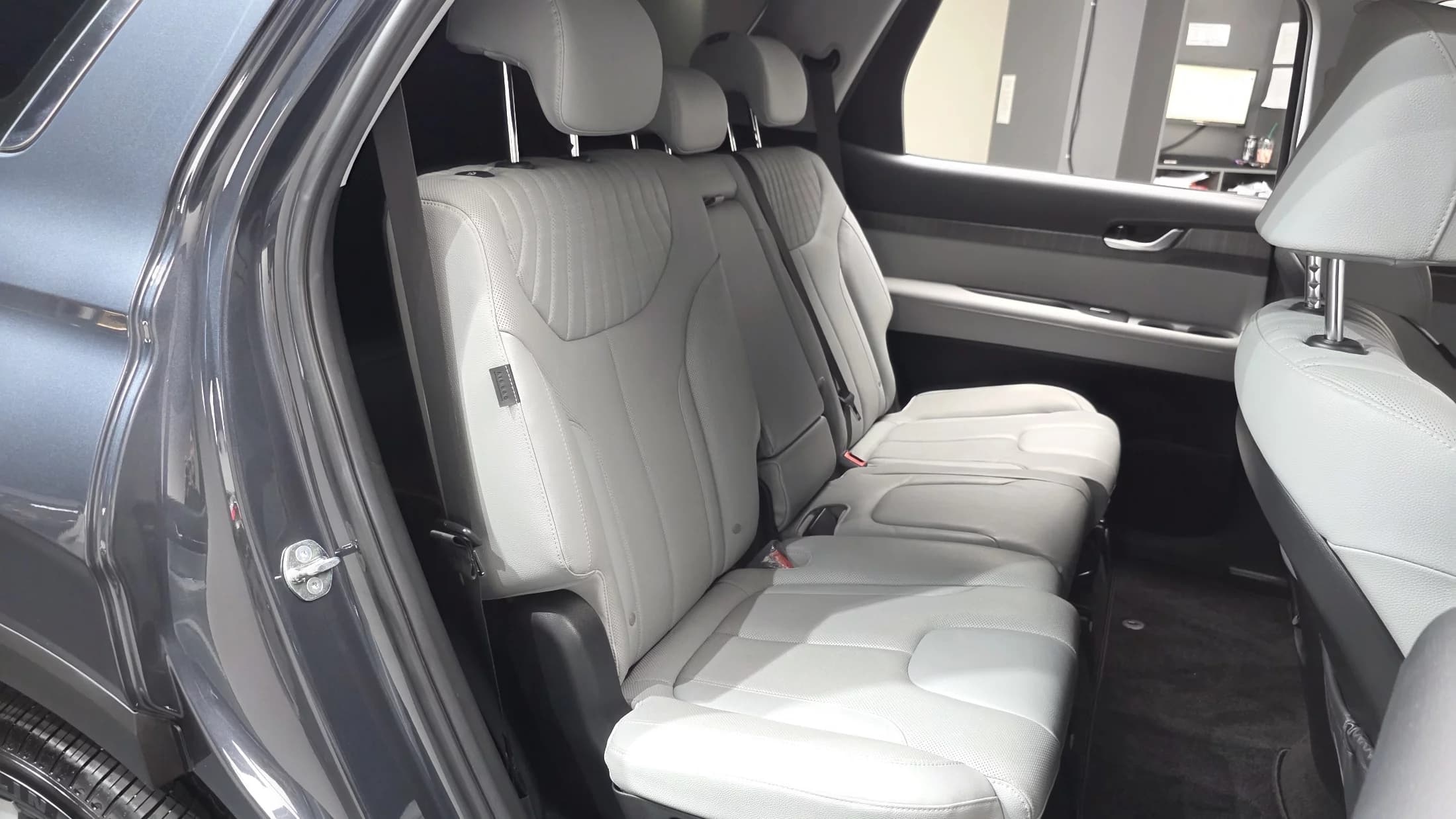 Hyundai Palisade Diesel 2.2 2WD Le Blanc, 2023 г. 27184 км. — фото 11