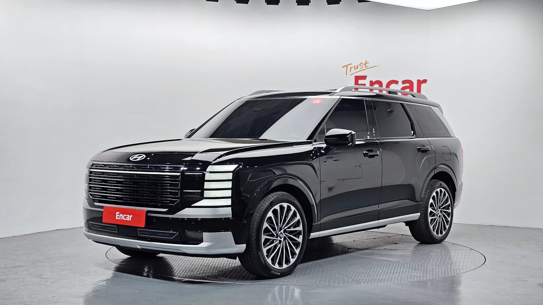 Hyundai Palisade Gasoline 2.5T 4WD 7-Seater Calligraphy, 2025 г. 6063 км.