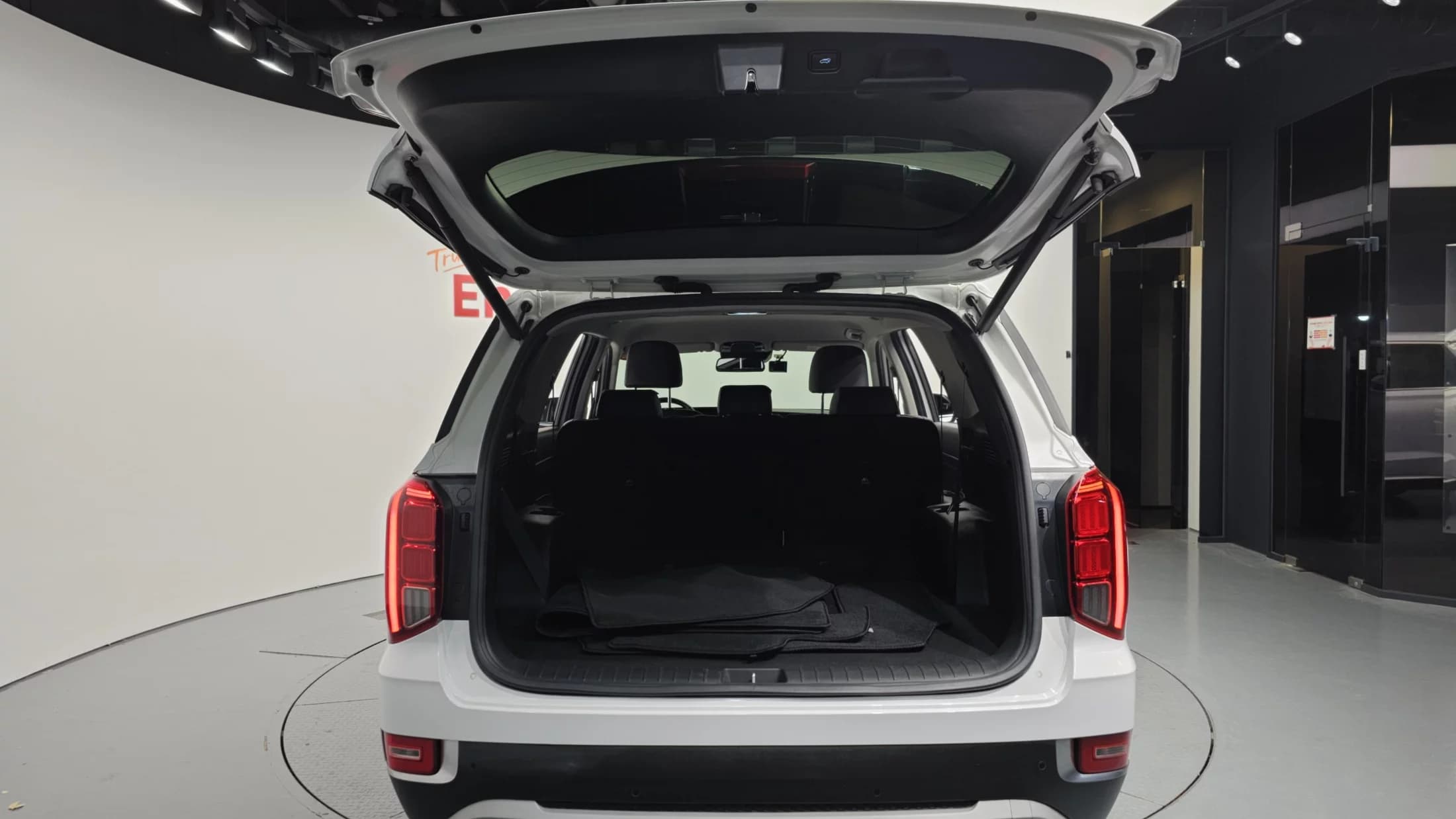 Hyundai Palisade Diesel 2.2 2WD Prestige, 2021 г. 93341 км. — фото 20