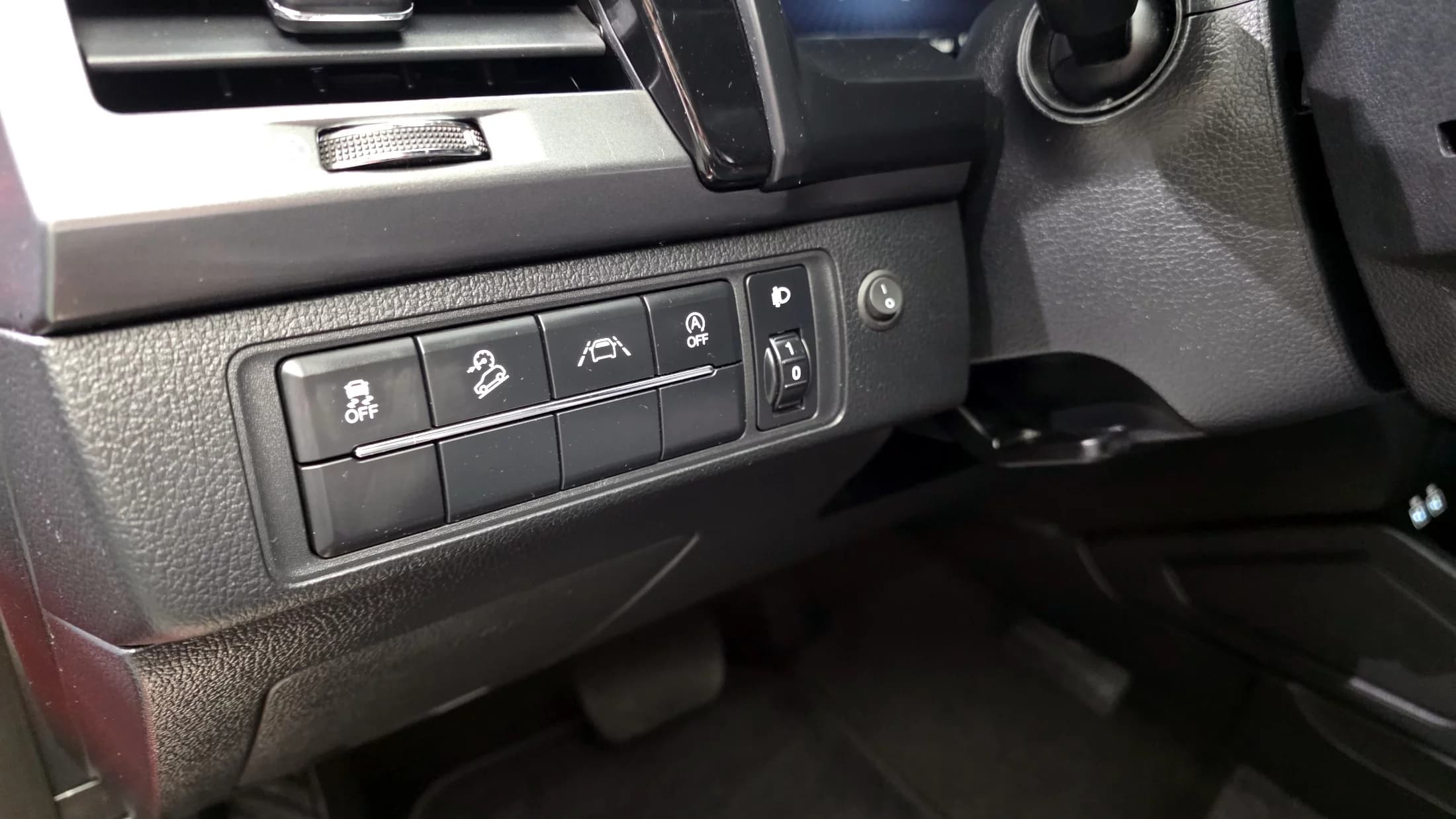 SsangYong Rexton Diesel 2.2 4WD Prestige, 2022 г. 43728 км. — фото 15