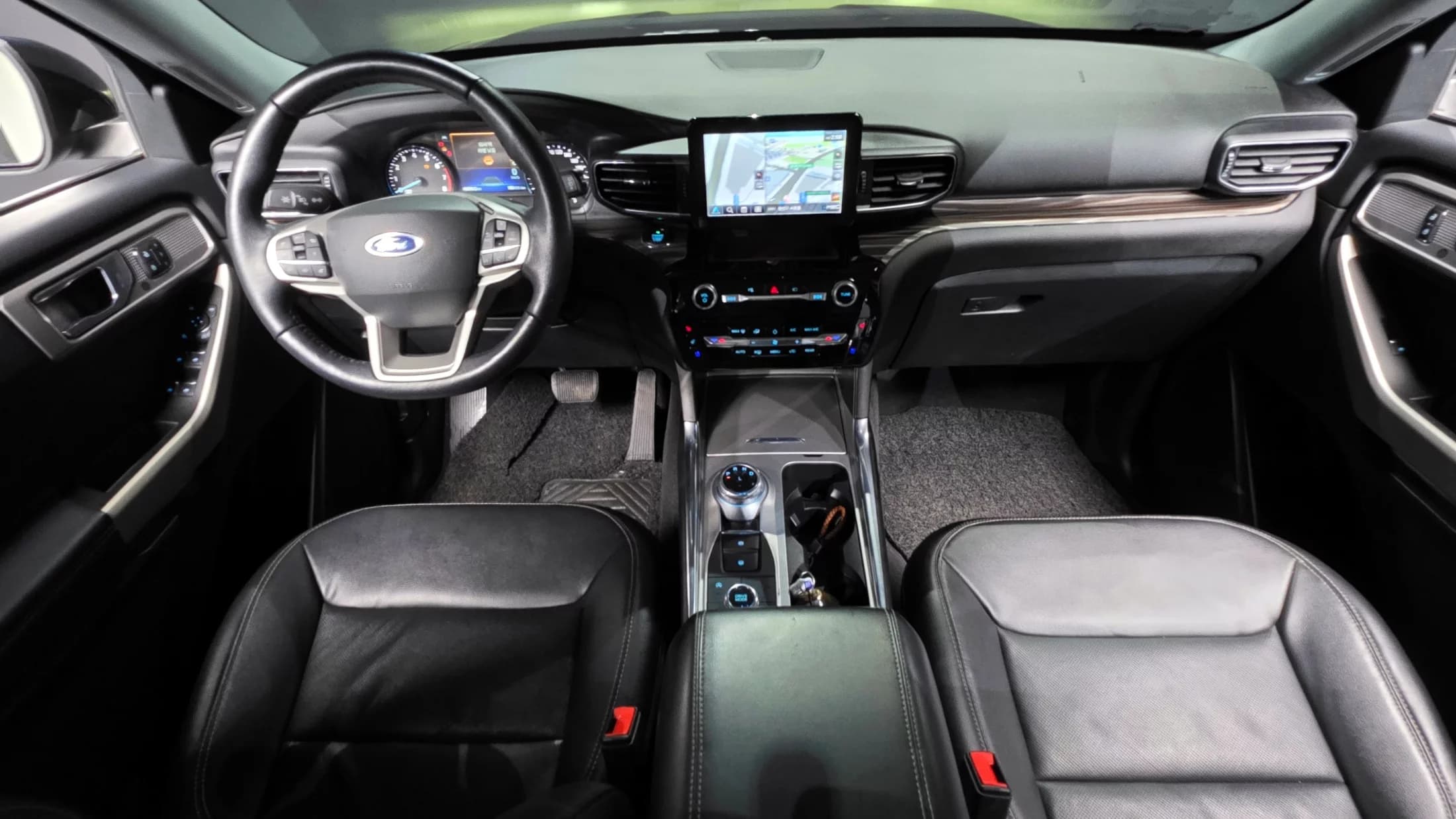 Ford EXPLORER 2.3 LimIted 4WD, 2021 г. 49411 км. — фото 7