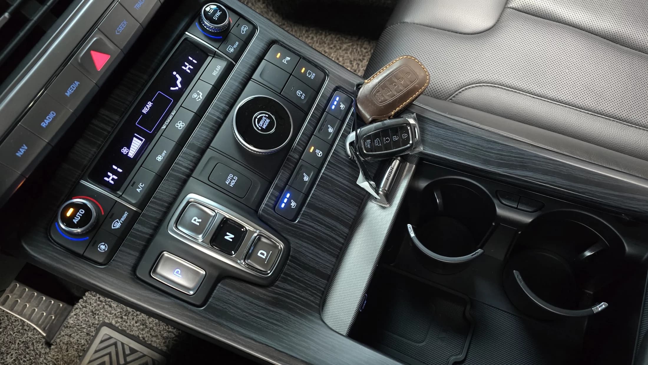 Hyundai Palisade Diesel 2.2 2WD Prestige, 2022 г. 71676 км. — фото 9
