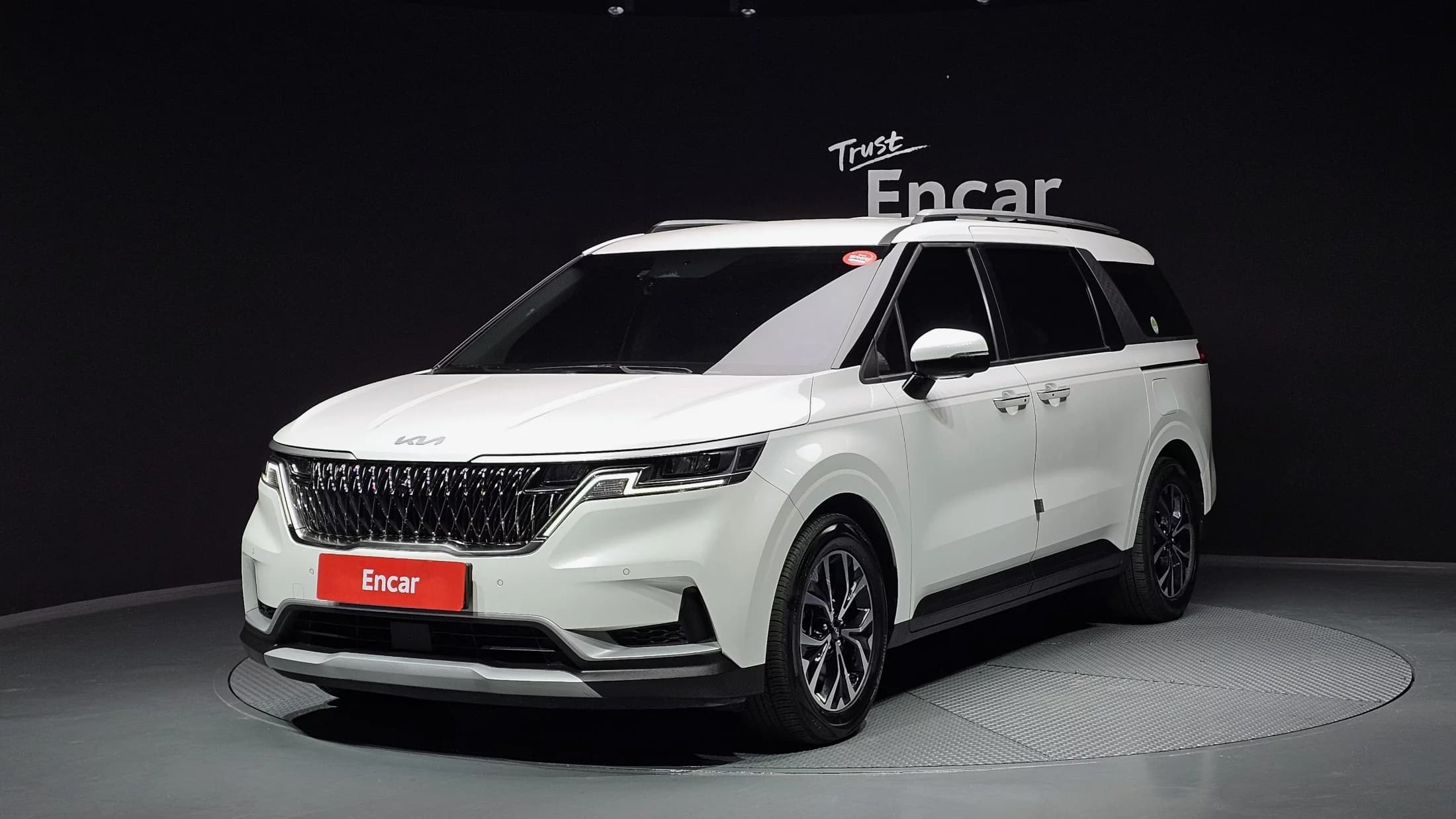 Kia Carnival 9-Seater Prestige, 2021 г. 97053 км.