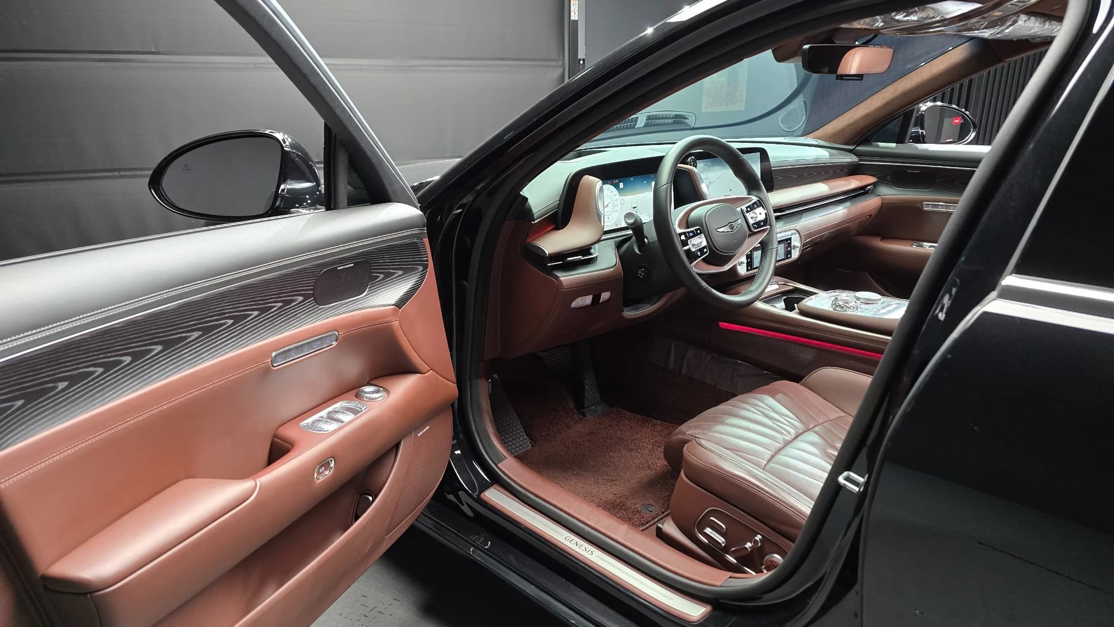 Genesis G90 Gasoline 3.5 Turbo AWD, 2023 г. 44473 км. — фото 11