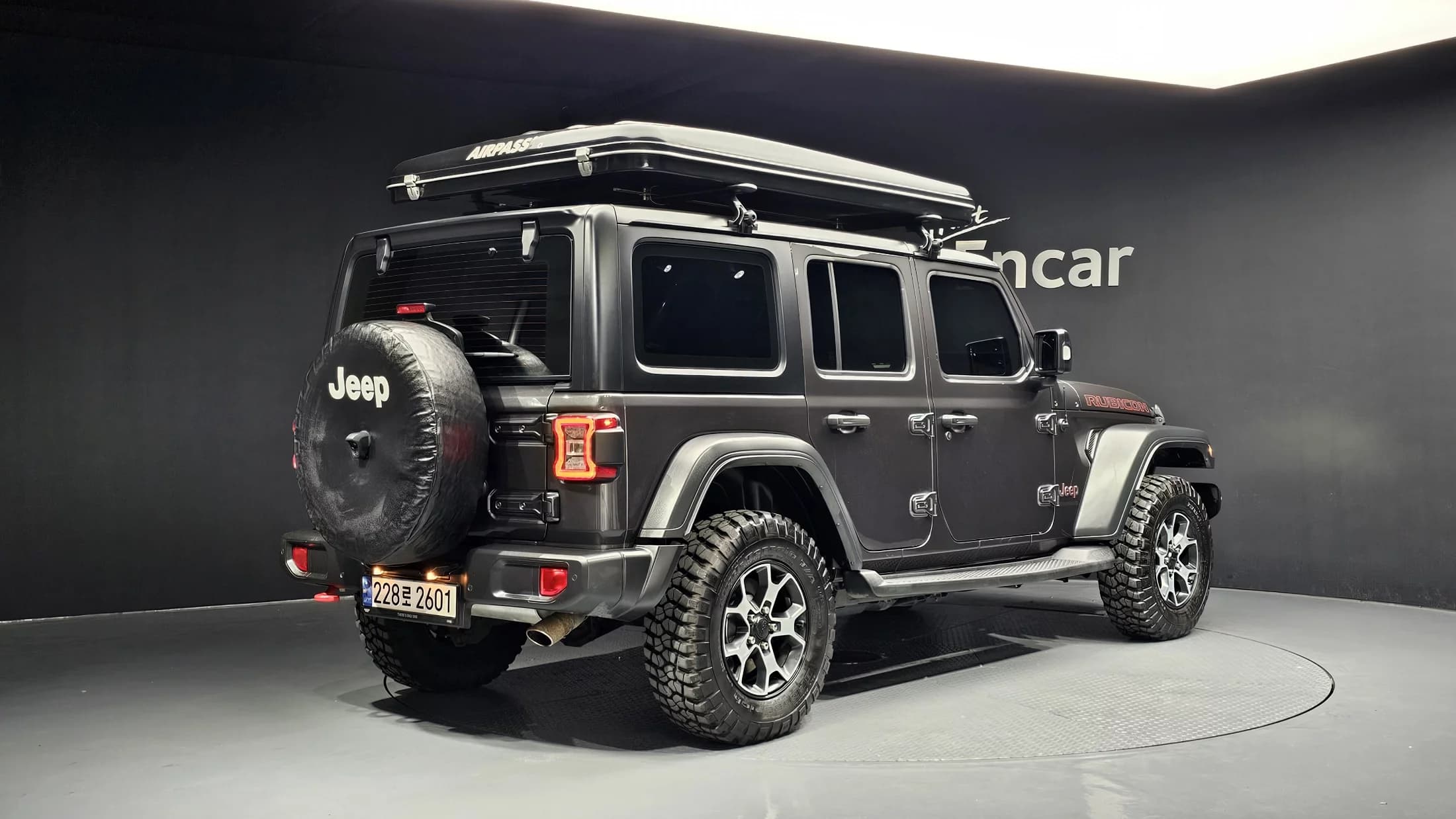 Jeep WRANGLER 2.0 Rubicon 4Door, 2023 г. 25376 км. — фото 2