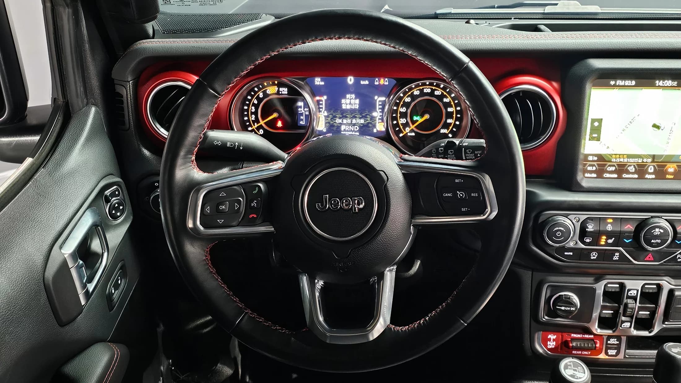 Jeep WRANGLER 2.0 Rubicon 4Door, 2023 г. 25376 км. — фото 15