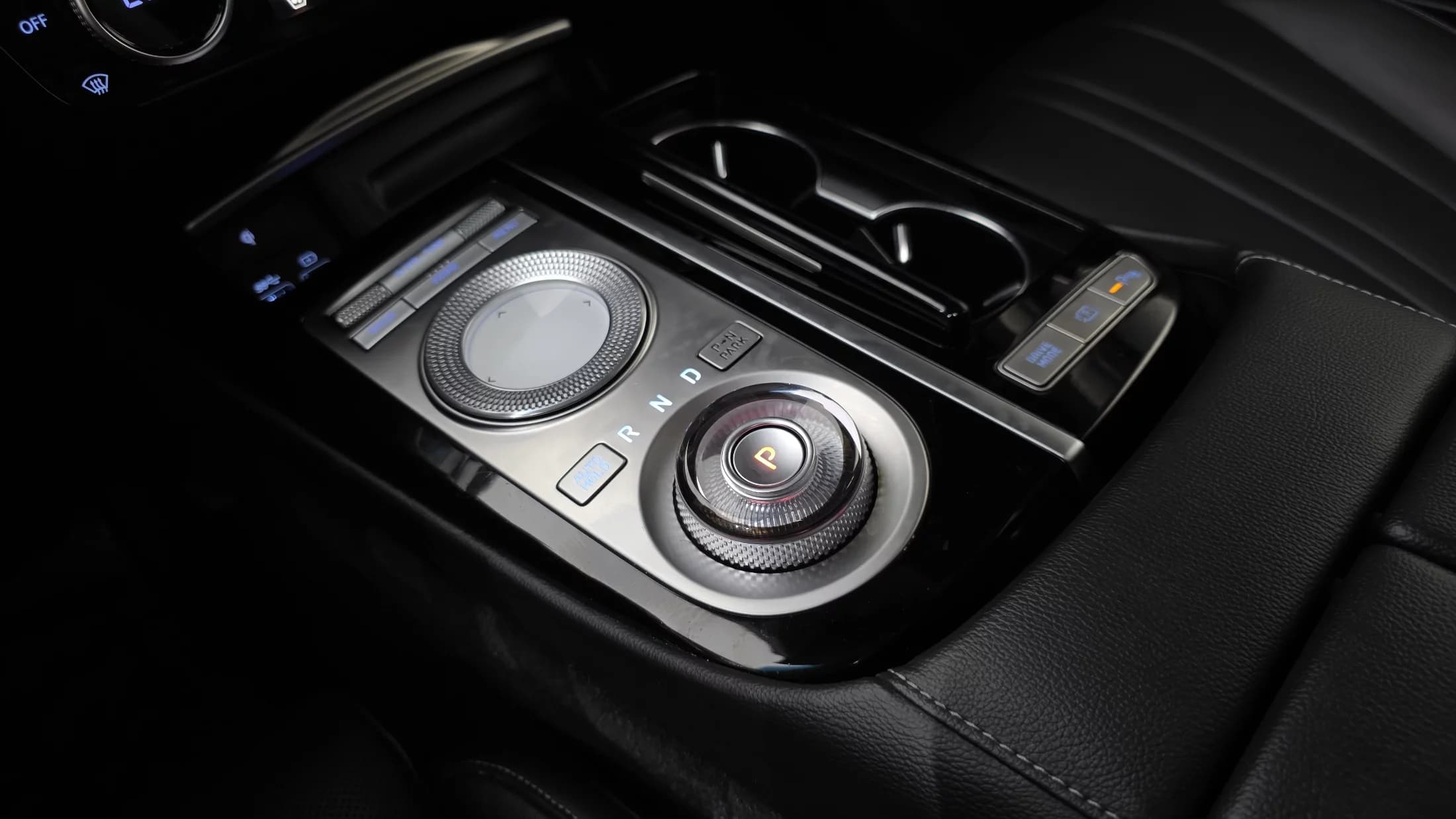 Genesis G80 Gasoline 3.5 Turbo AWD, 2022 г. 91536 км. — фото 9