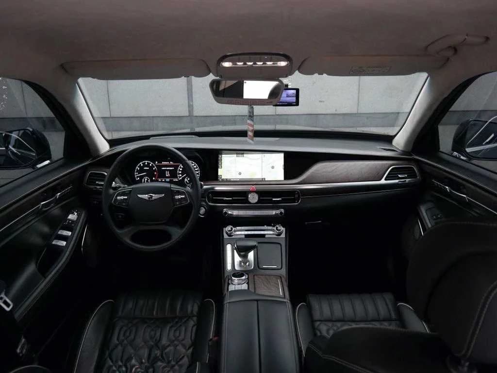 Genesis G90 5.0 AWD Limousine Prestige, 2021 г. 81678 км. — фото 9