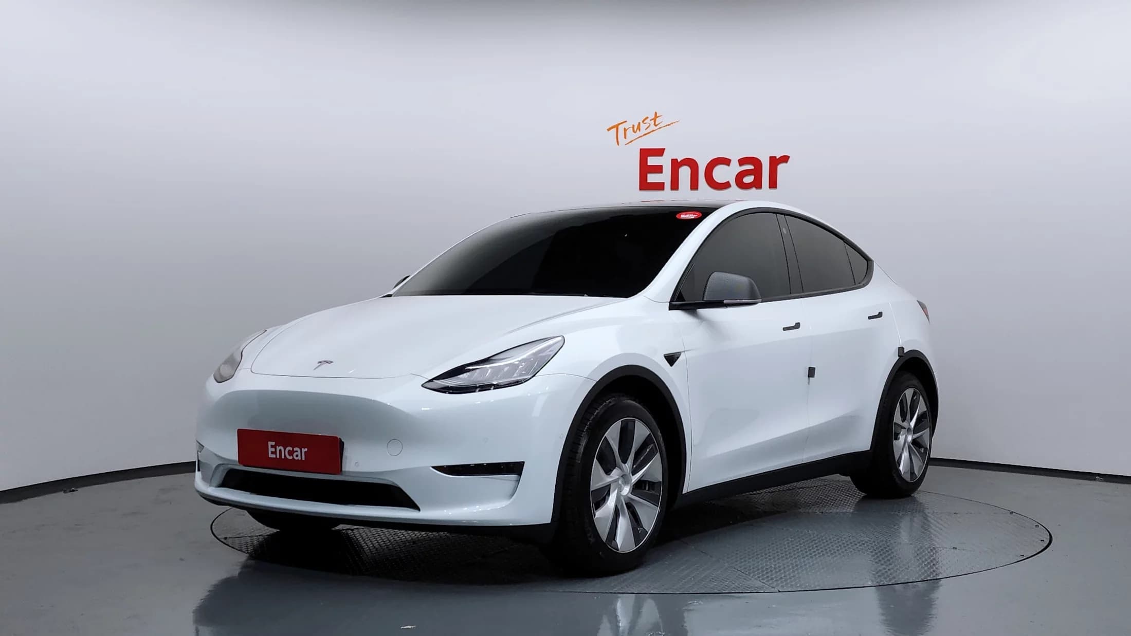 Tesla Model Y Long Range, электромобиль, 2021 г. 83677 км.