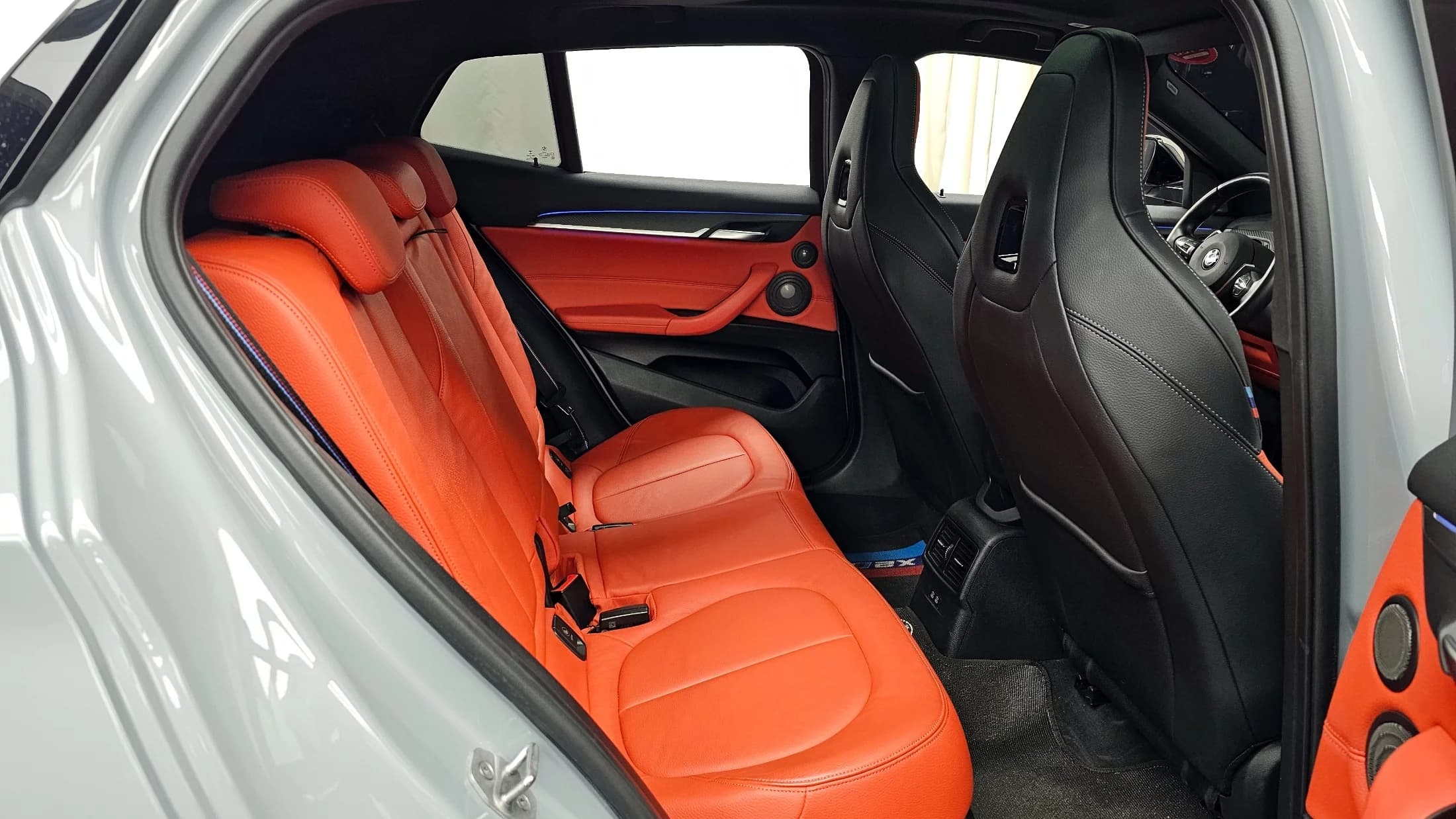 BMW X2 xDrive M35i, 2023 г. 24512 км. — фото 12