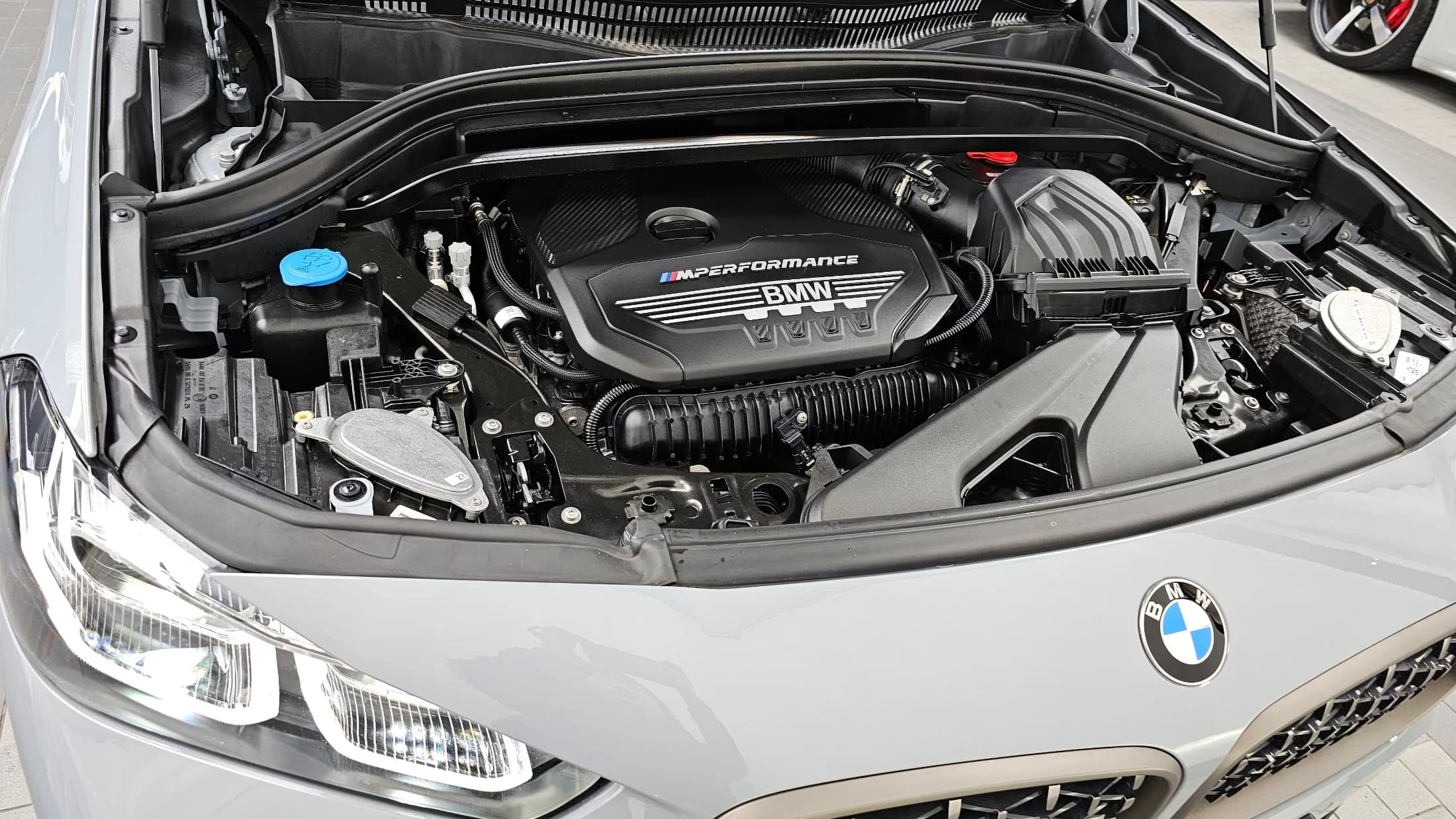 BMW X2 xDrive M35i, 2023 г. 24512 км. — фото 6