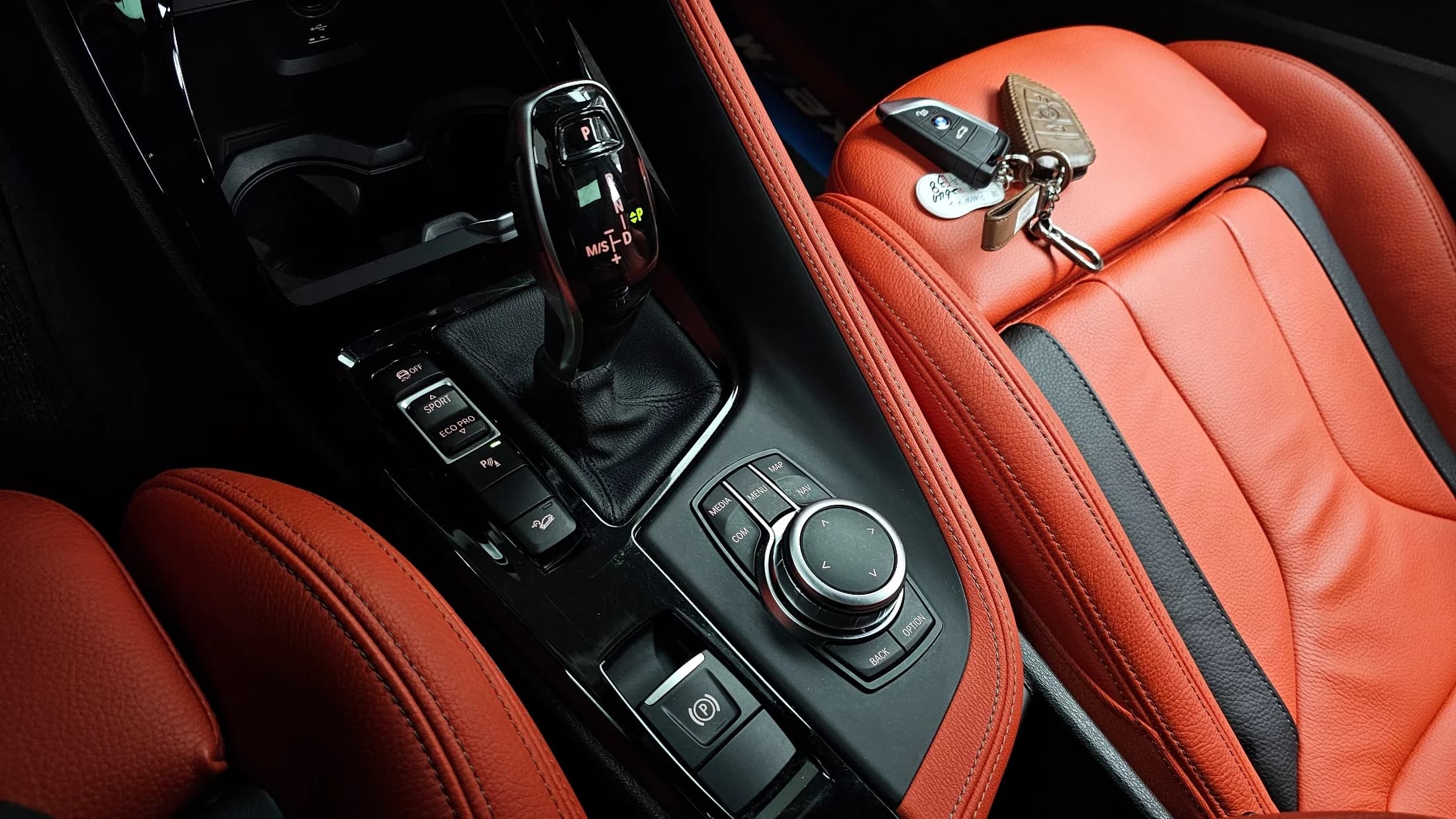 BMW X2 xDrive M35i, 2023 г. 24512 км. — фото 9