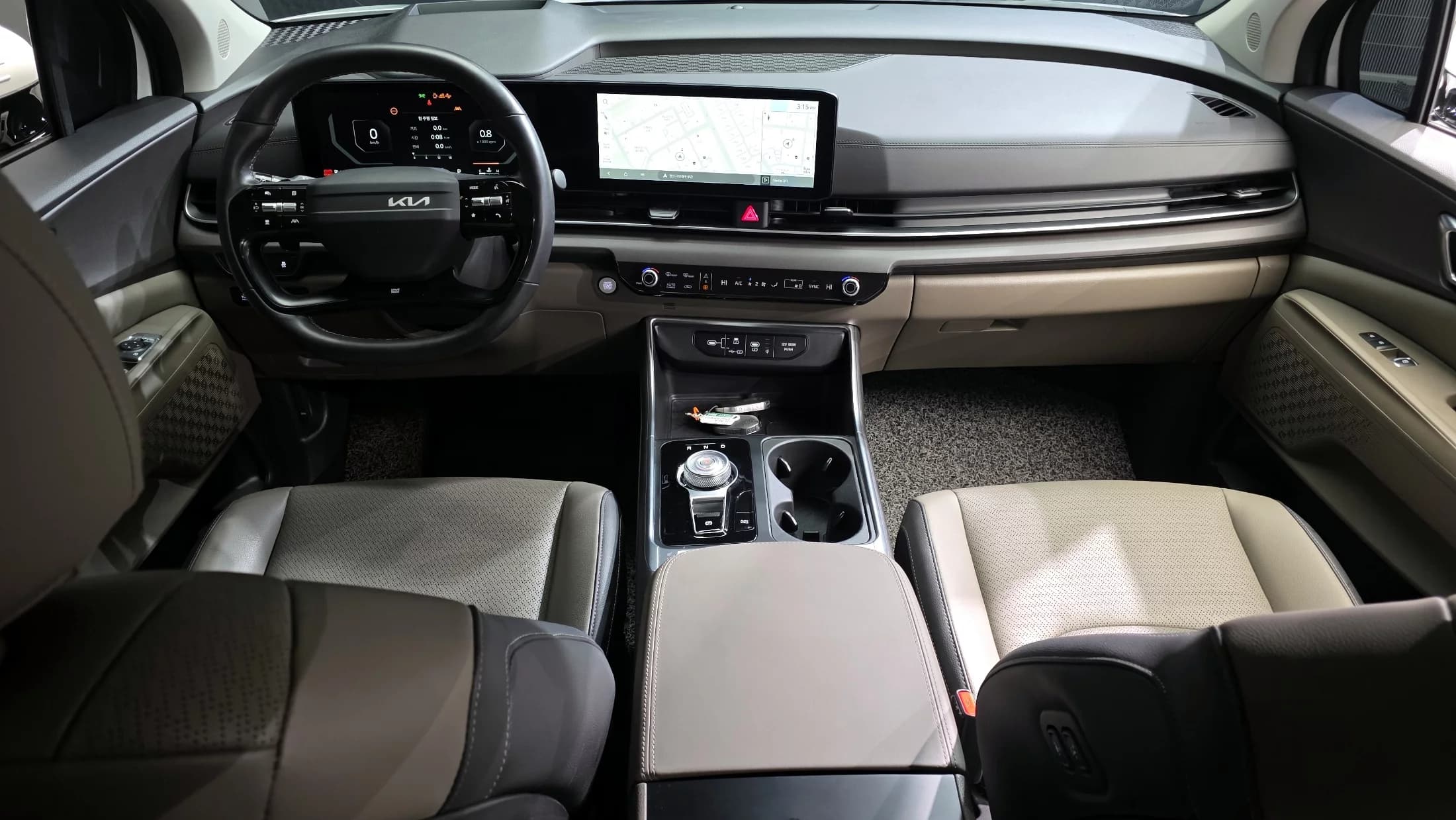 Kia Carnival 9-Seater Noblesse, 2024 г. 17528 км. — фото 14
