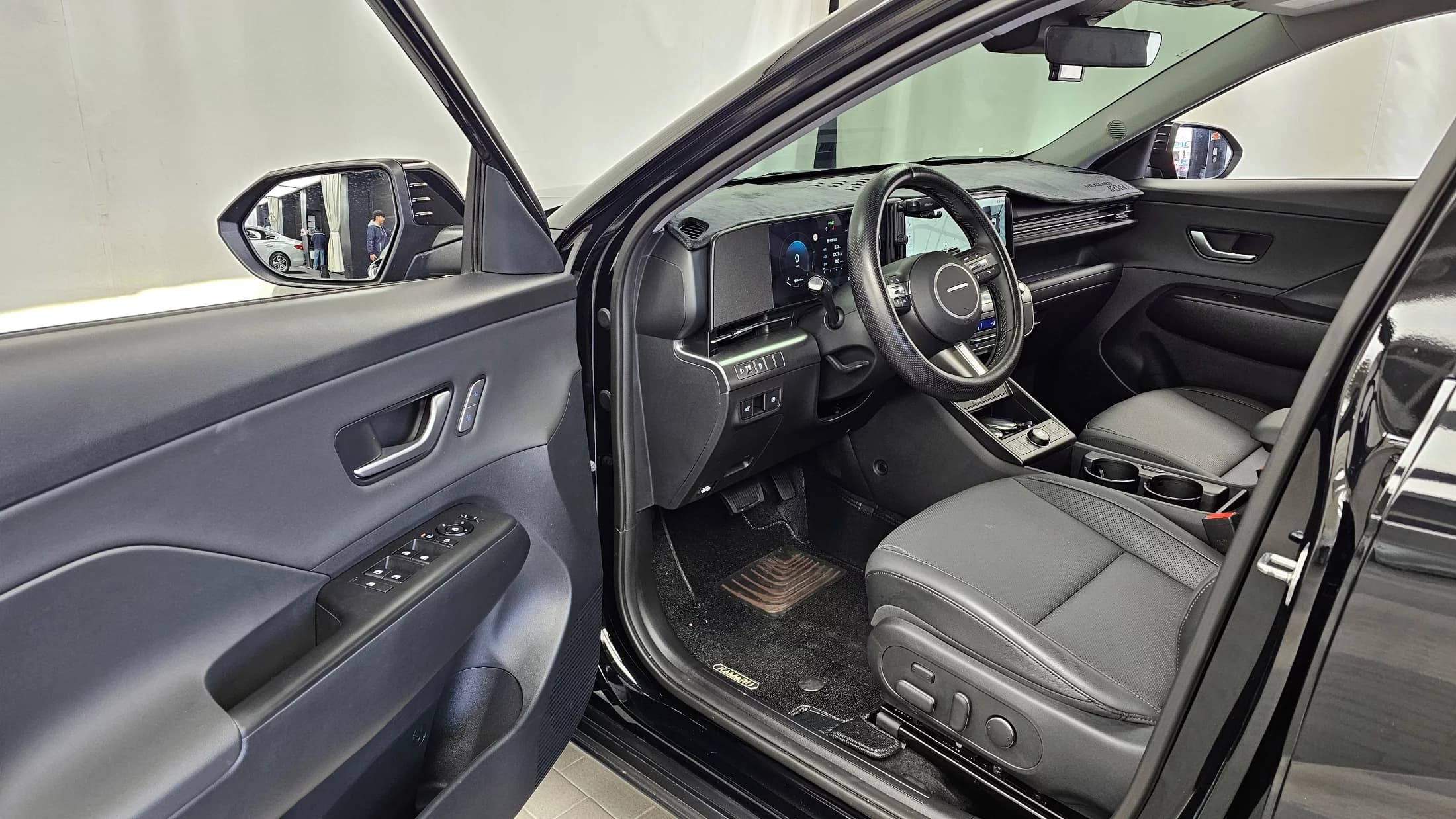Hyundai Kona Gasoline 1.6 Turbo 2WD Inspiration, 2023 г. 26066 км. — фото 9