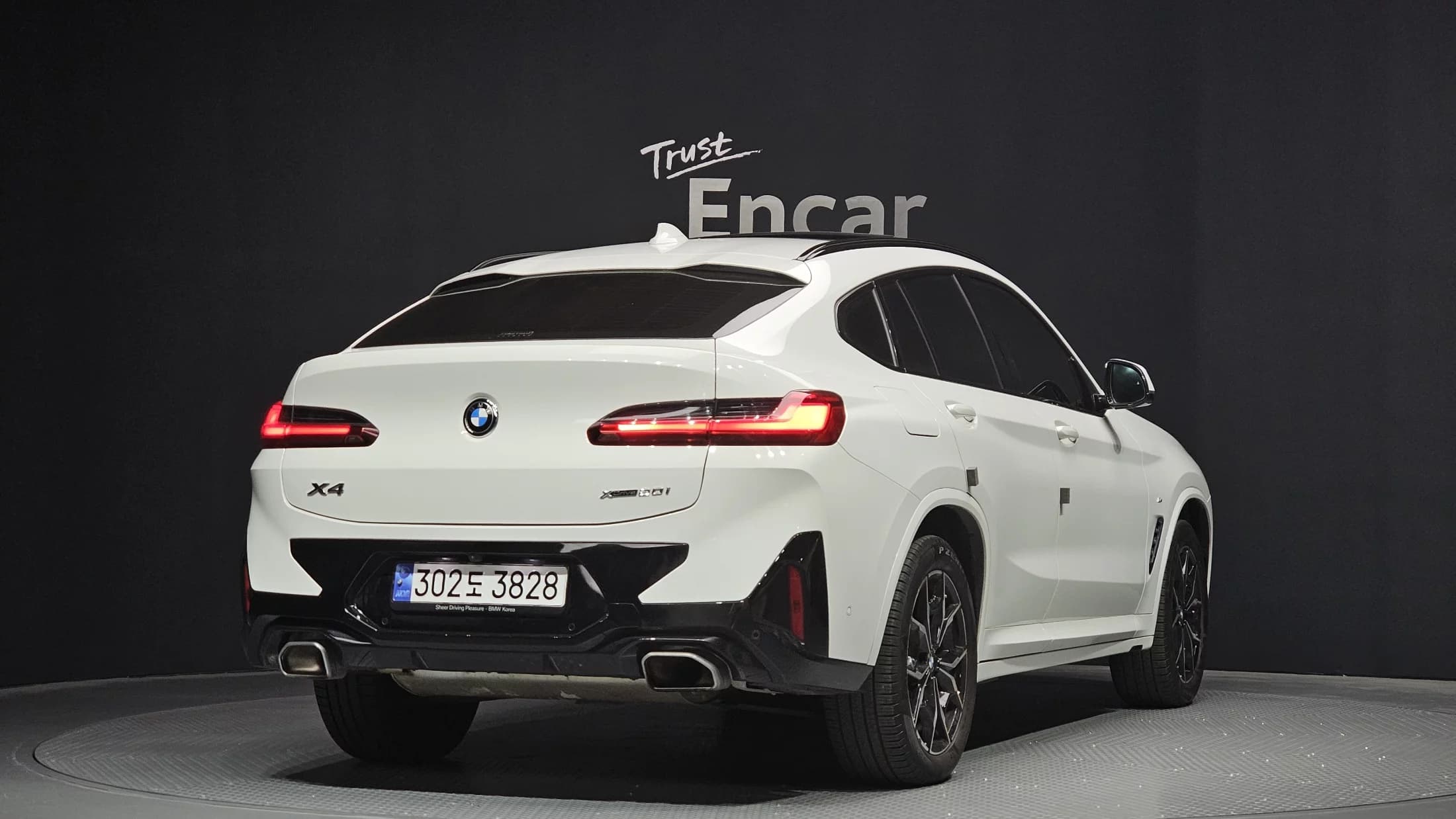 BMW X4 xDrive20i M Sport, 2021 г. 59091 км. — фото 2