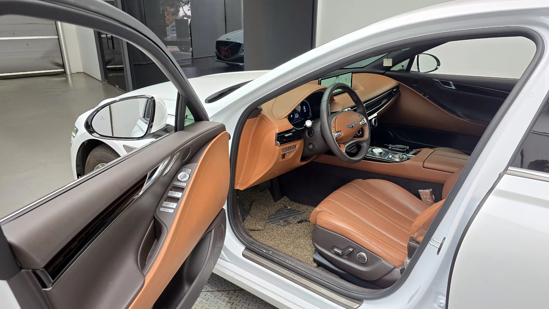 Genesis G80 Gasoline 2.5 Turbo AWD, 2022 г. 24994 км. — фото 11