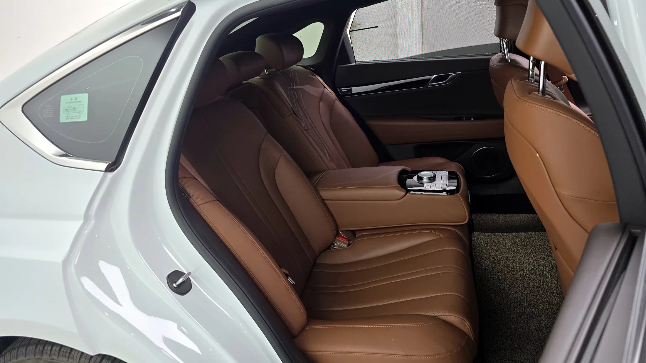 Genesis G80 Gasoline 2.5 Turbo AWD, 2022 г. 24994 км. — фото 12