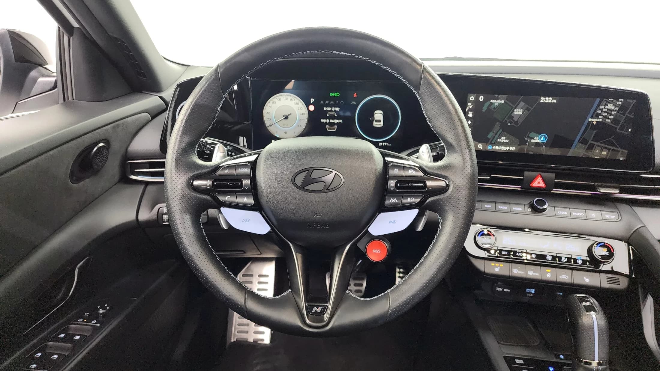 Hyundai AVANTE (Хендай Элантра) 2.0 N, 2023 г. 21212 км. — фото 13
