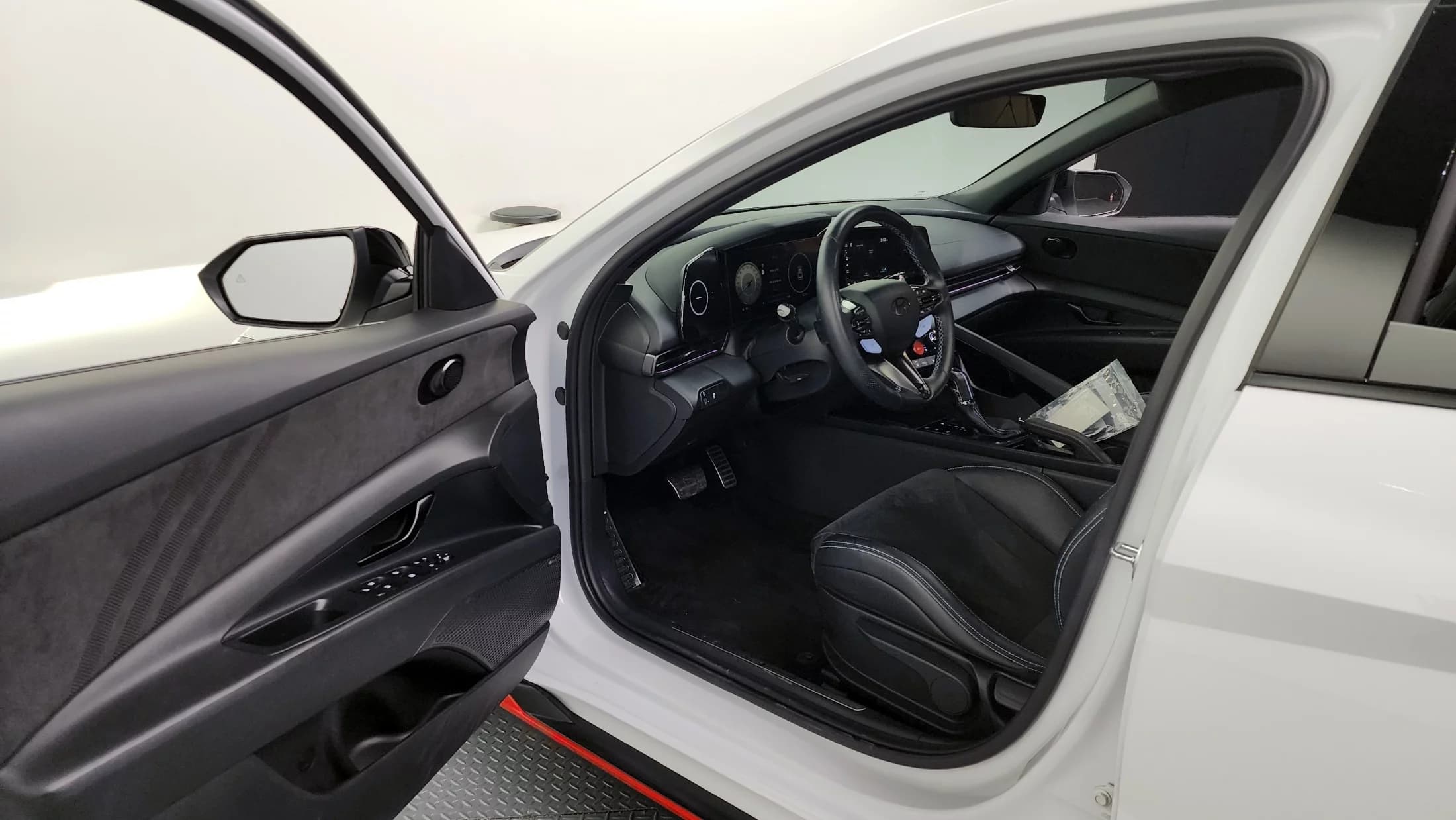 Hyundai AVANTE (Хендай Элантра) 2.0 N, 2023 г. 21212 км. — фото 10