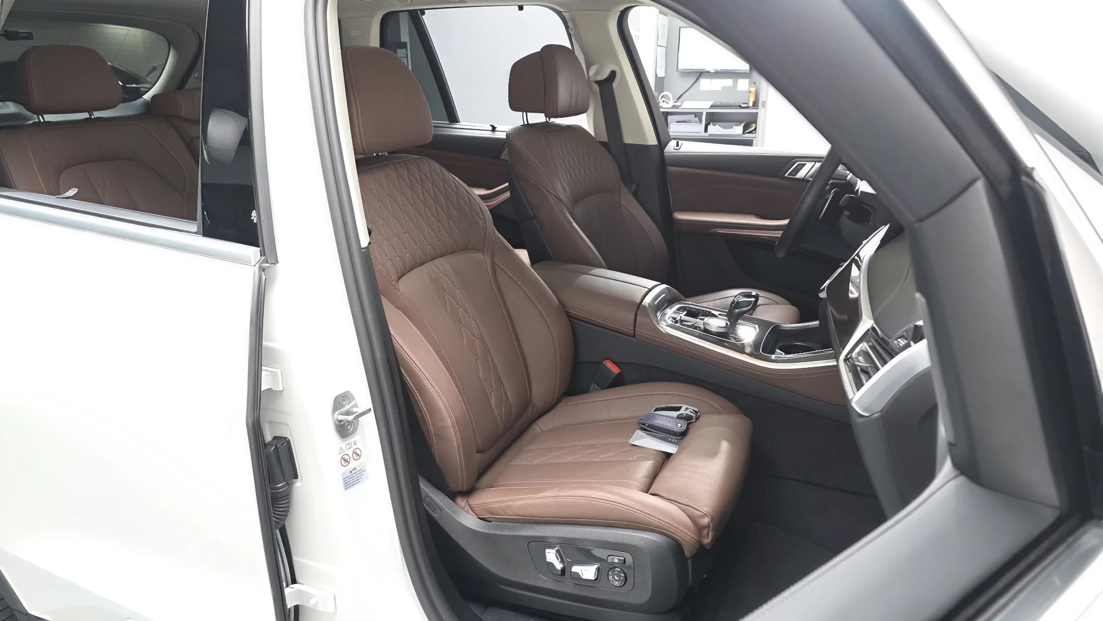 BMW X5 xDrive 40i xLine, 2022 г. 40760 км. — фото 9