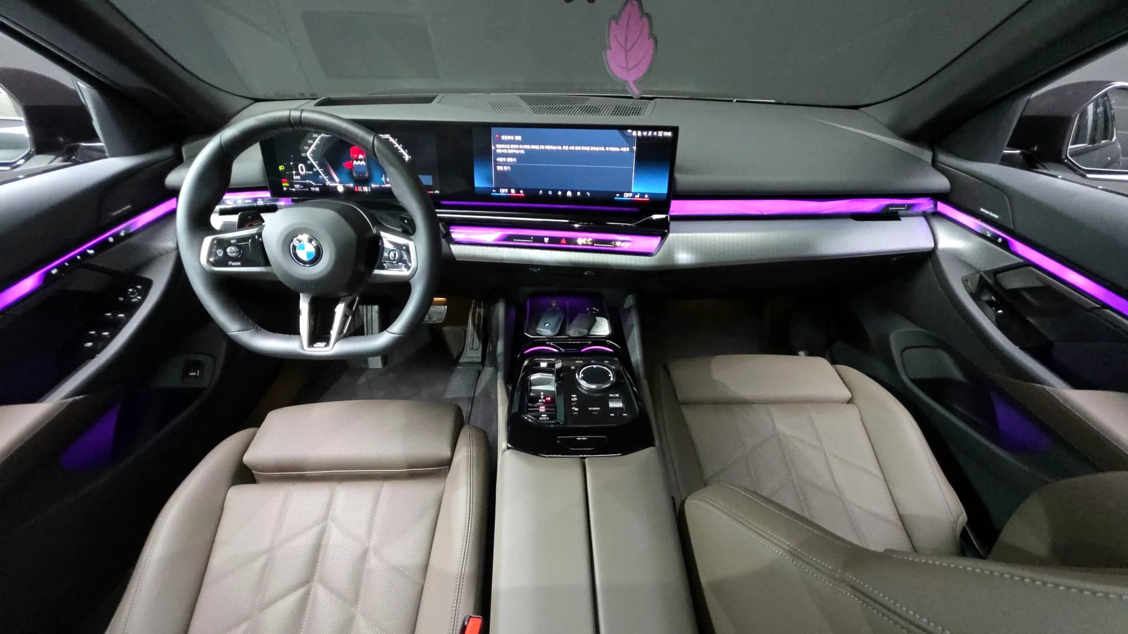 BMW 5-Series 520i M Sport, 2025 г. 8059 км. — фото 7