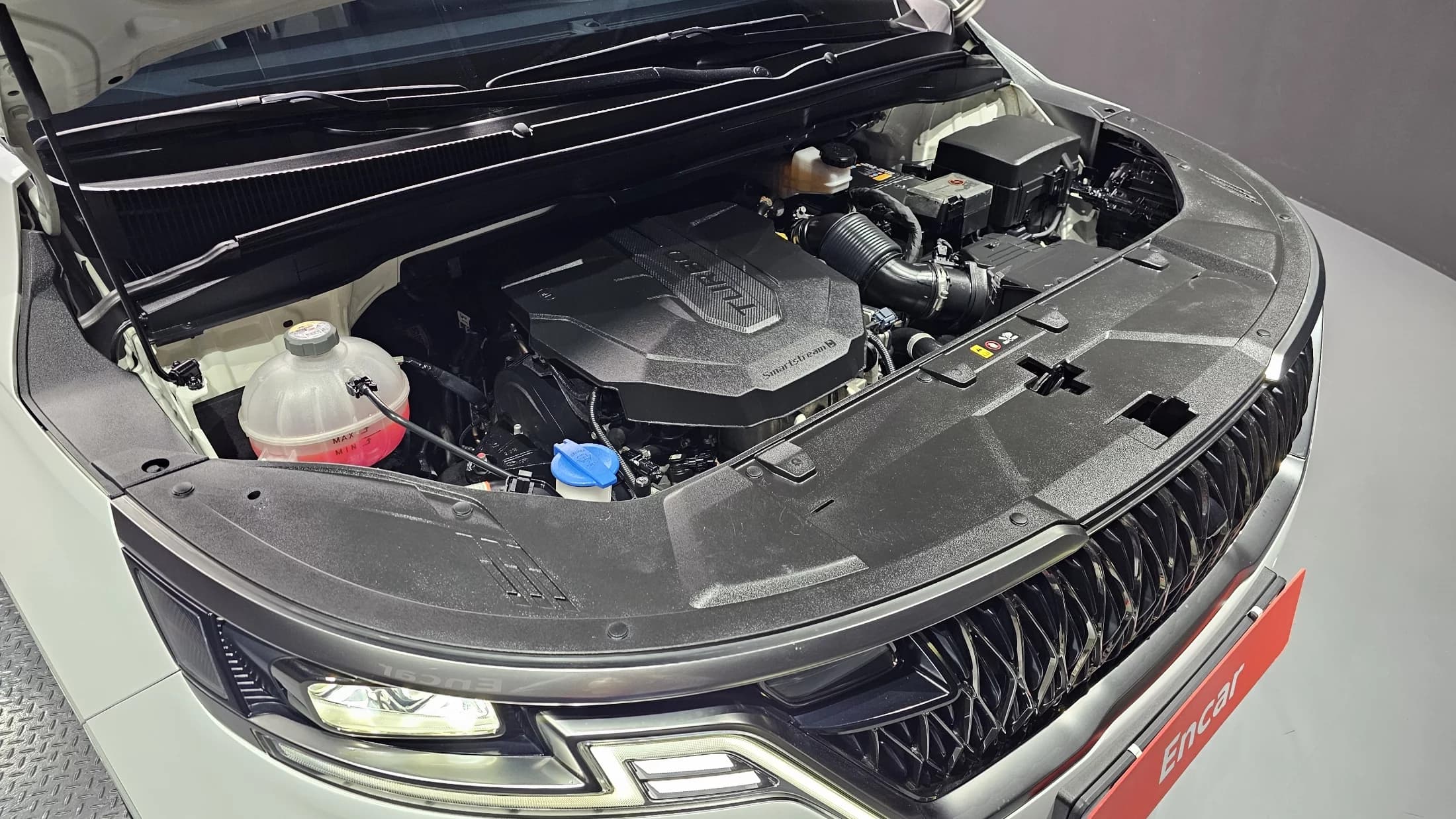 Kia Carnival 9-Seater Noblesse, 2021 г. 46673 км. — фото 6