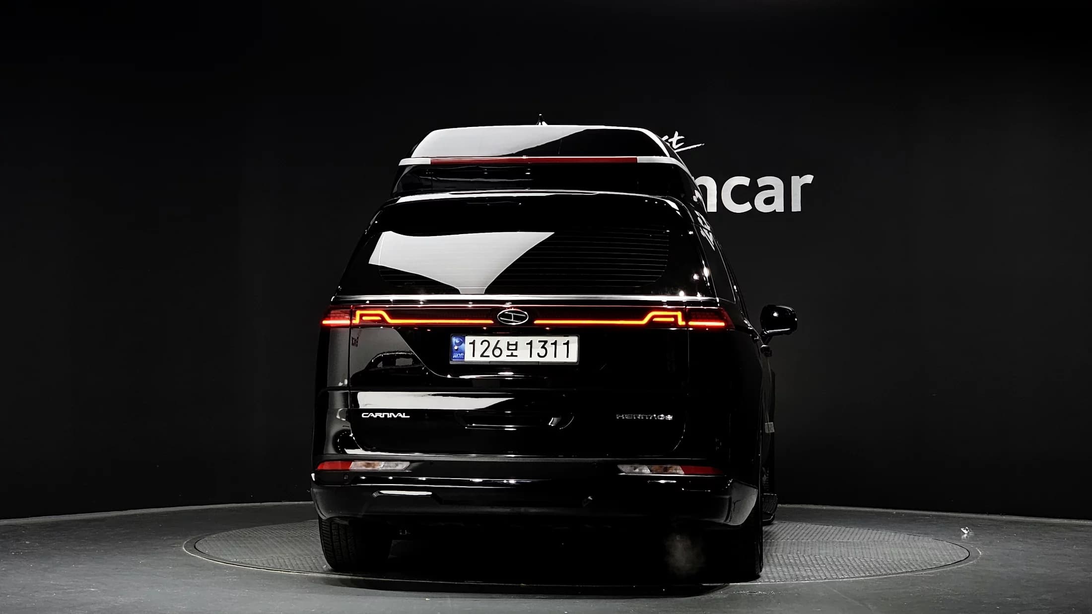 Kia Carnival Gasoline 9-seater Limousine(Special vehicle), 2023 г. 86251 км. — фото 4
