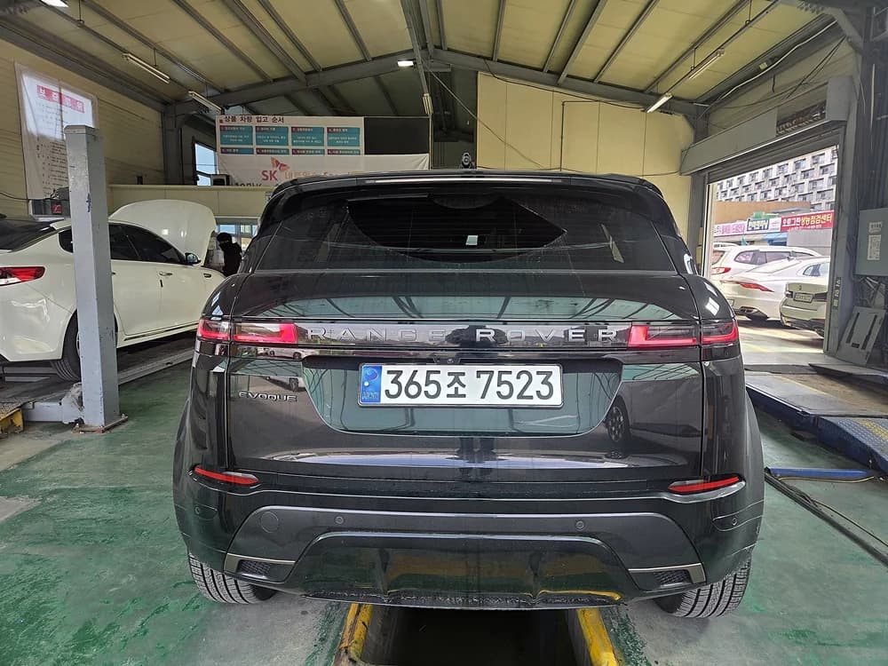 Land Rover RANGE ROVER EVOQUE P250 Dynamic SE, 2024 г. 4413 км. — фото 4