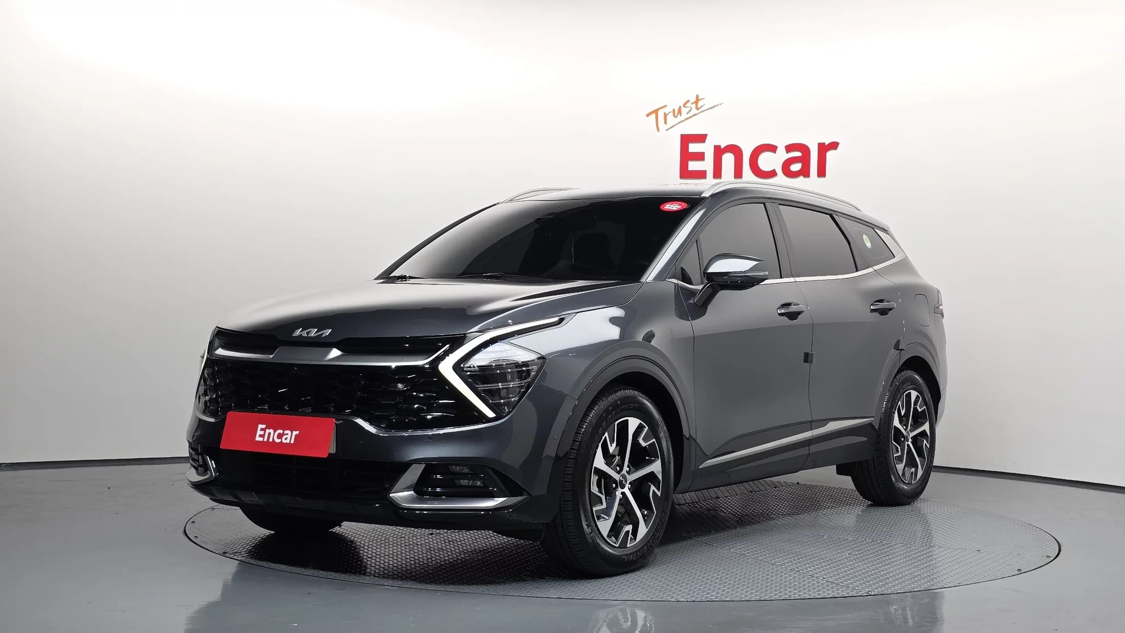 Kia Sportage Signature 2WD, гибрид, 2022 г. 65995 км.