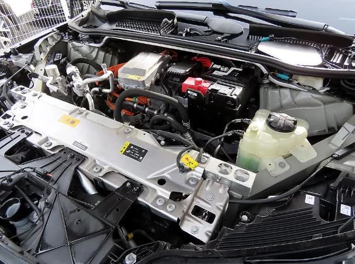 BMW iX xDrive50 Sports Plus, электромобиль, 2023 г. 37332 км. — фото 19