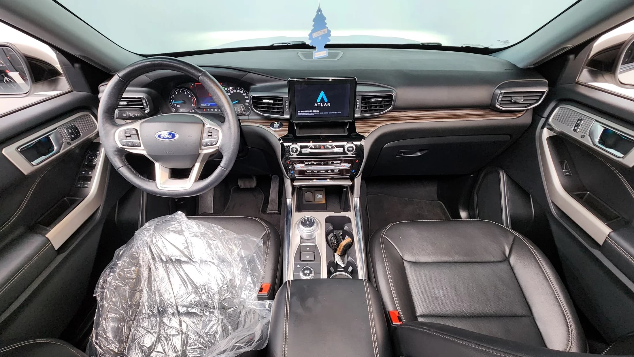 Ford EXPLORER 2.3 LimIted 4WD, 2021 г. 19338 км. — фото 13