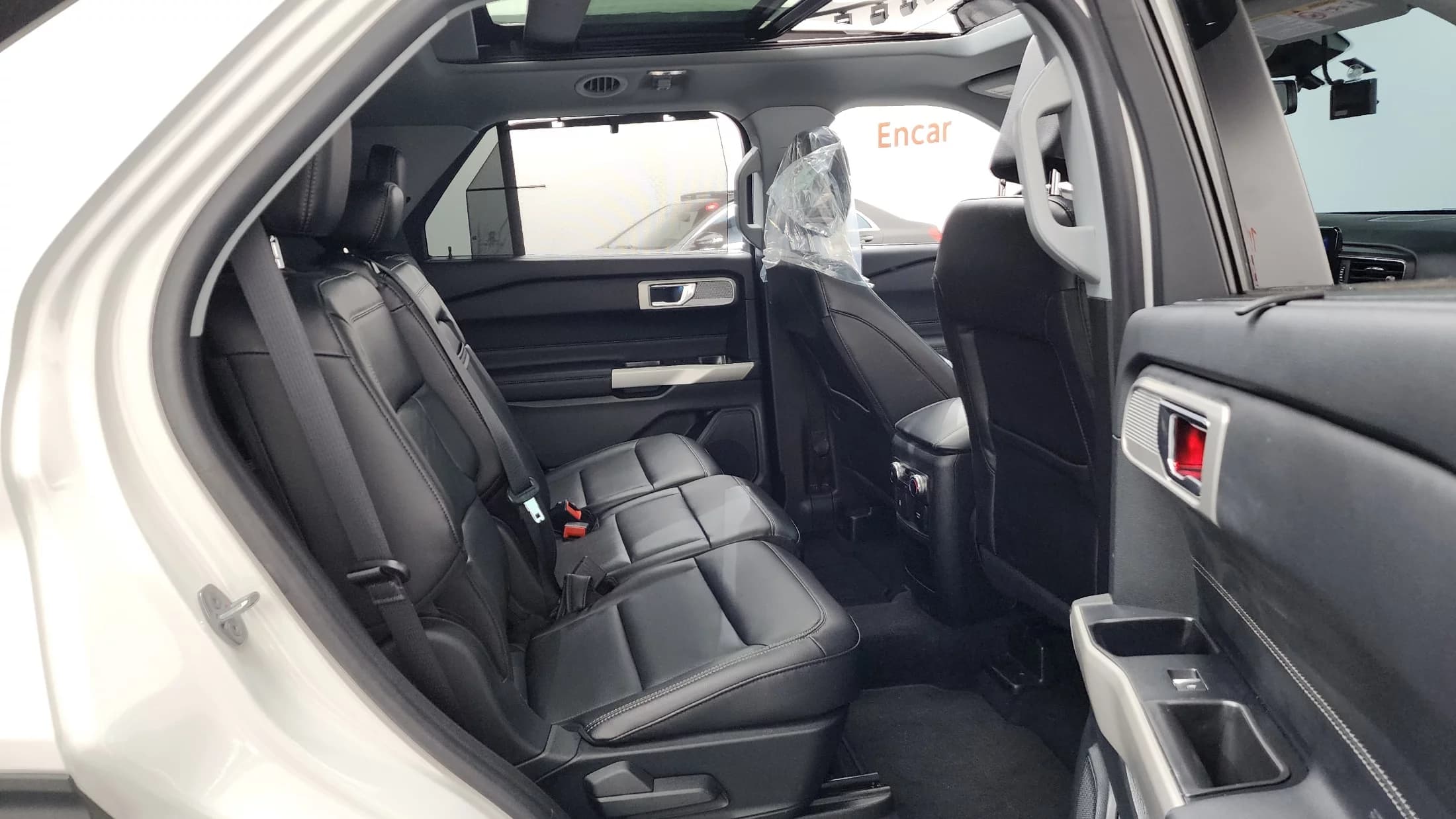 Ford EXPLORER 2.3 LimIted 4WD, 2021 г. 19338 км. — фото 23