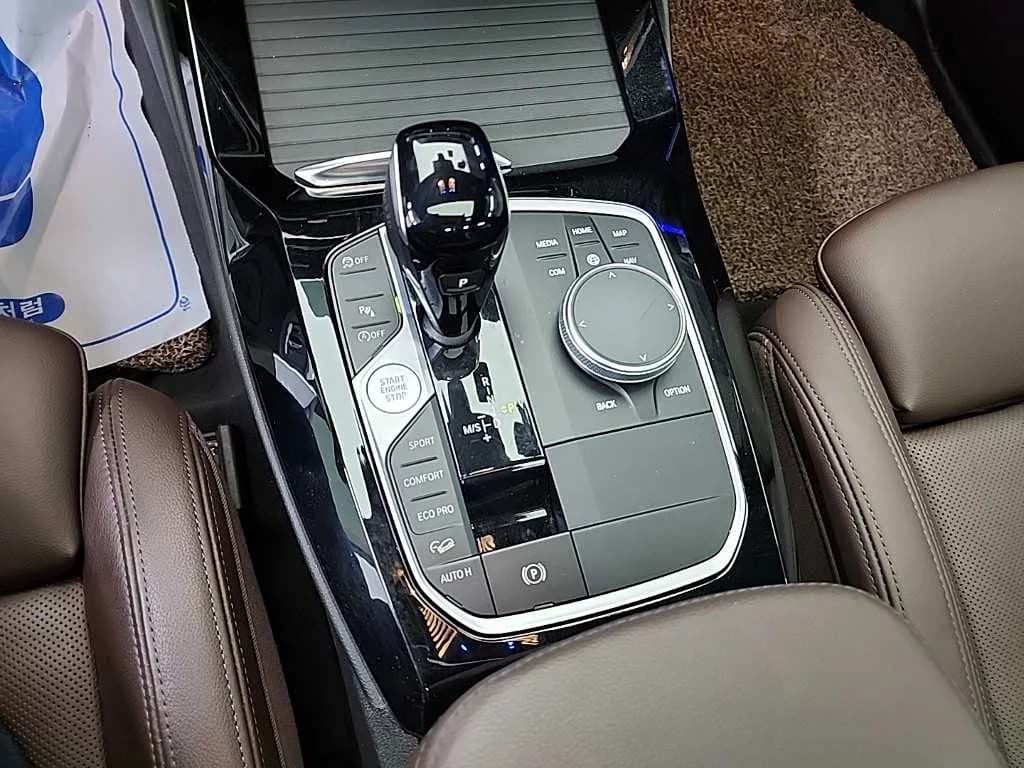 BMW X3 xDrive 20i M Sport, 2022 г. 64365 км. — фото 9
