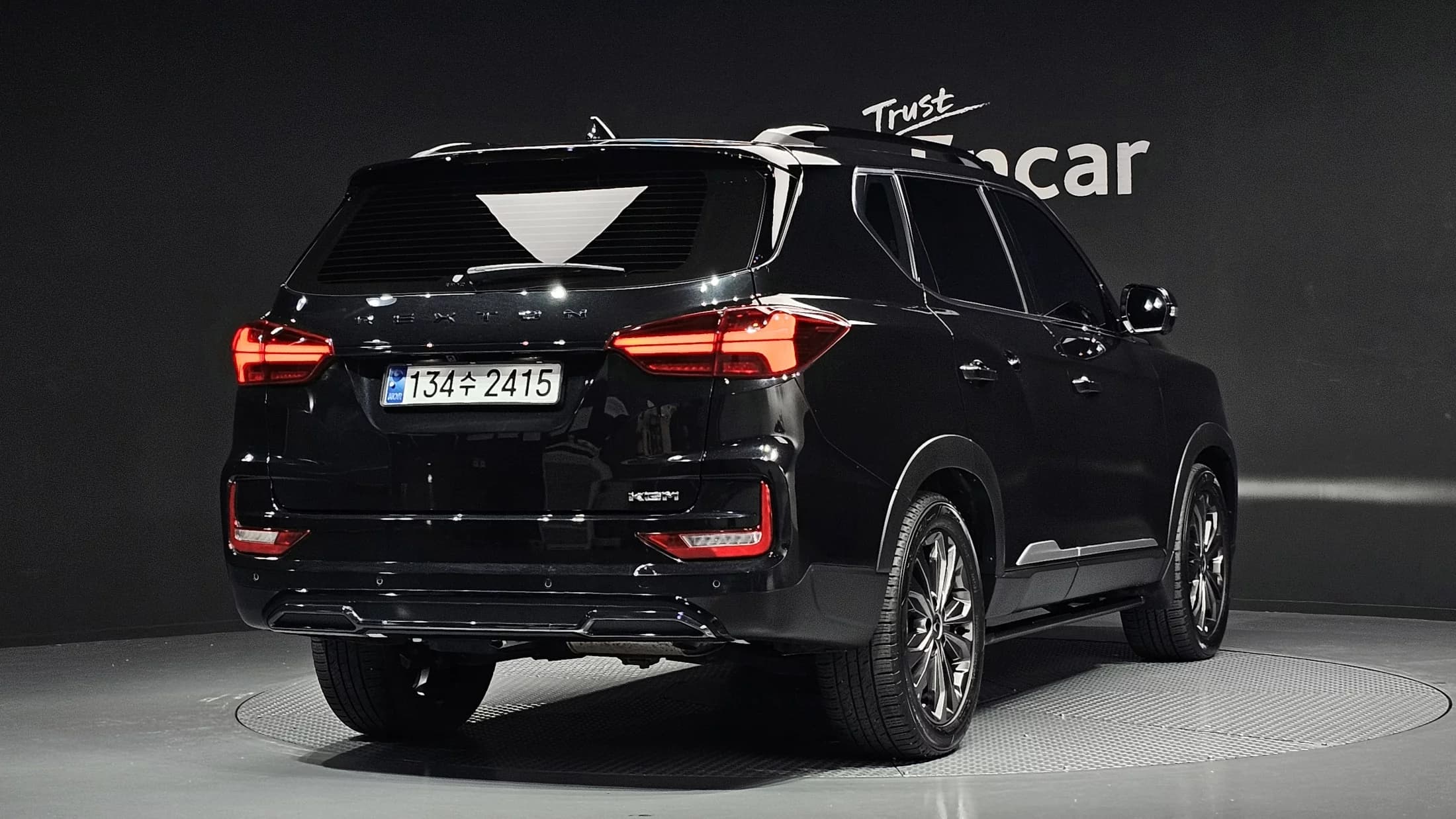SsangYong Rexton Disel 2.2 4WD The Black, 2024 г. 41194 км. — фото 2