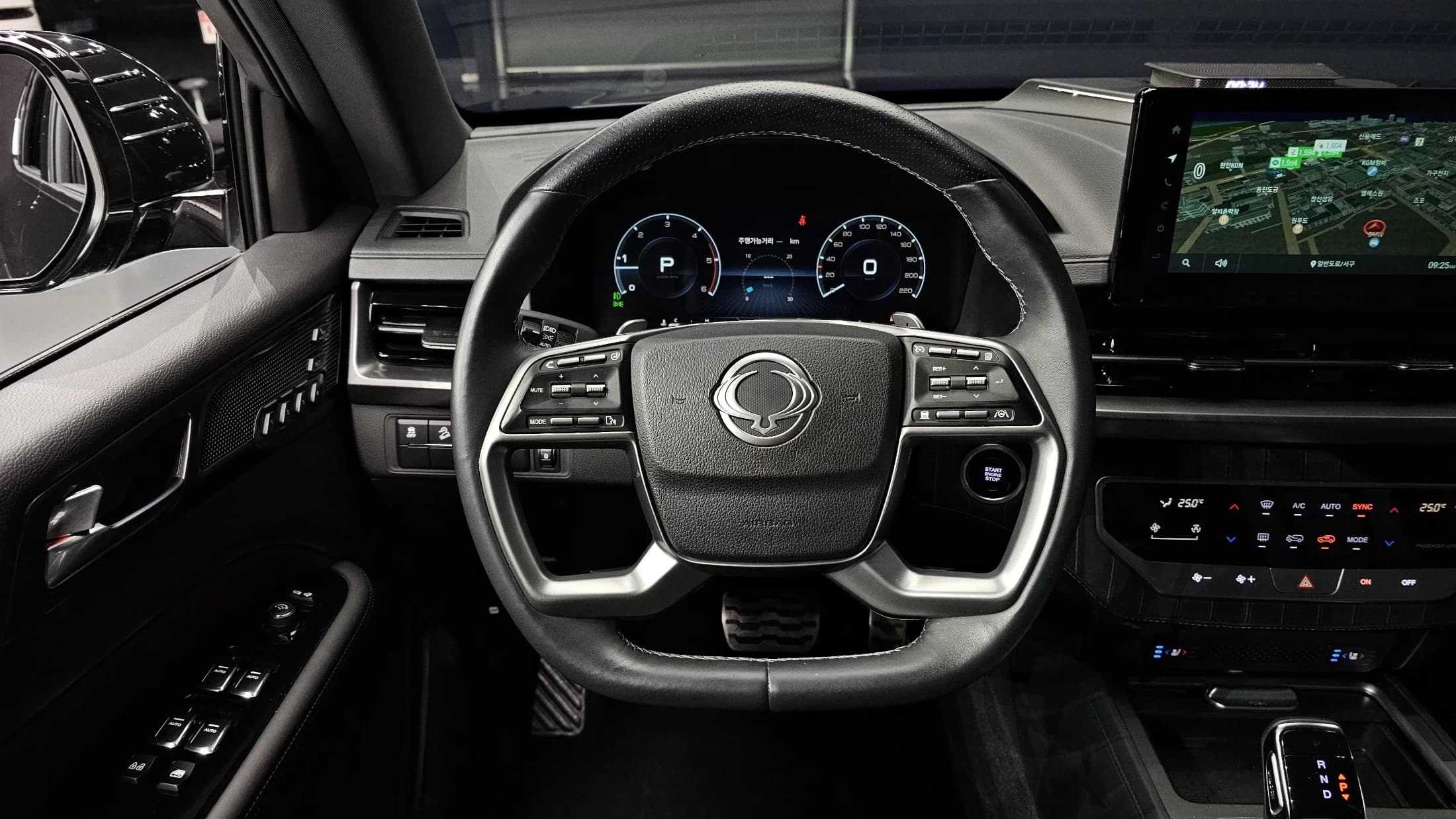 SsangYong Rexton Disel 2.2 4WD The Black, 2024 г. 41194 км. — фото 13