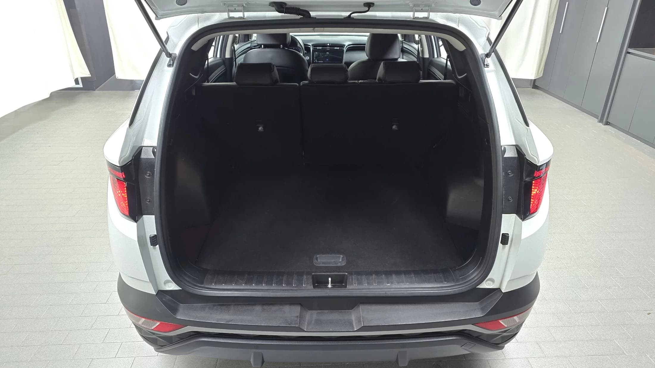 Hyundai Tucson Gasoline 1.6 Turbo 2WD Modern, 2021 г. 123290 км. — фото 20