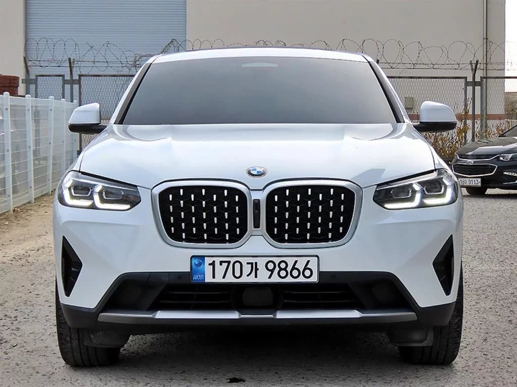 BMW X4 xDrive20d xLine, 2023 г. 56637 км.