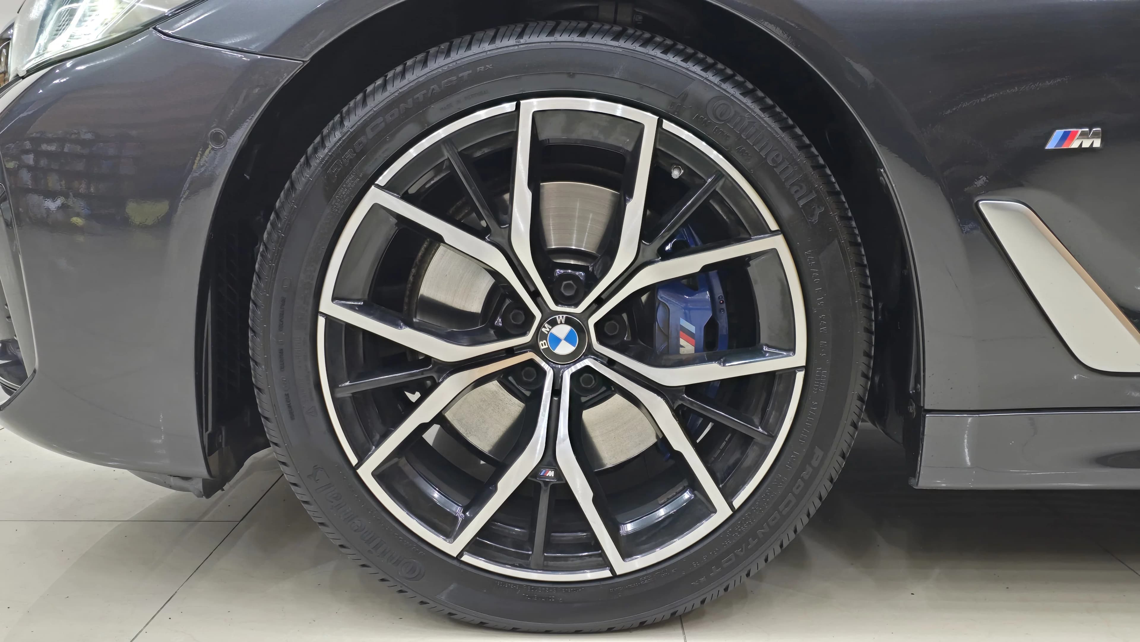 BMW 5-Series 530i M Sport Package, 2021 г. 77298 км. — фото 6