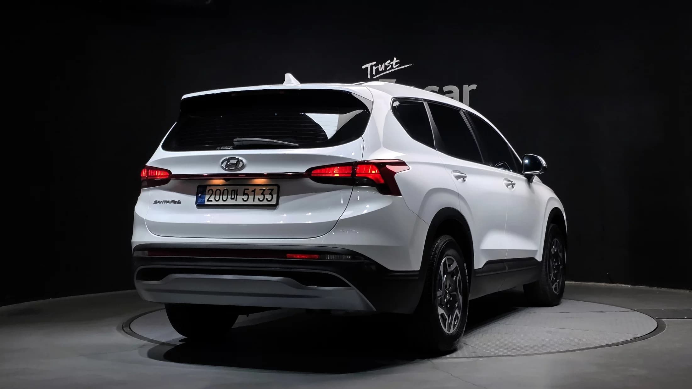 Hyundai Santa Fe HEV 1.6 2WD Exclusive, гибрид, 2022 г. 94220 км. — фото 2