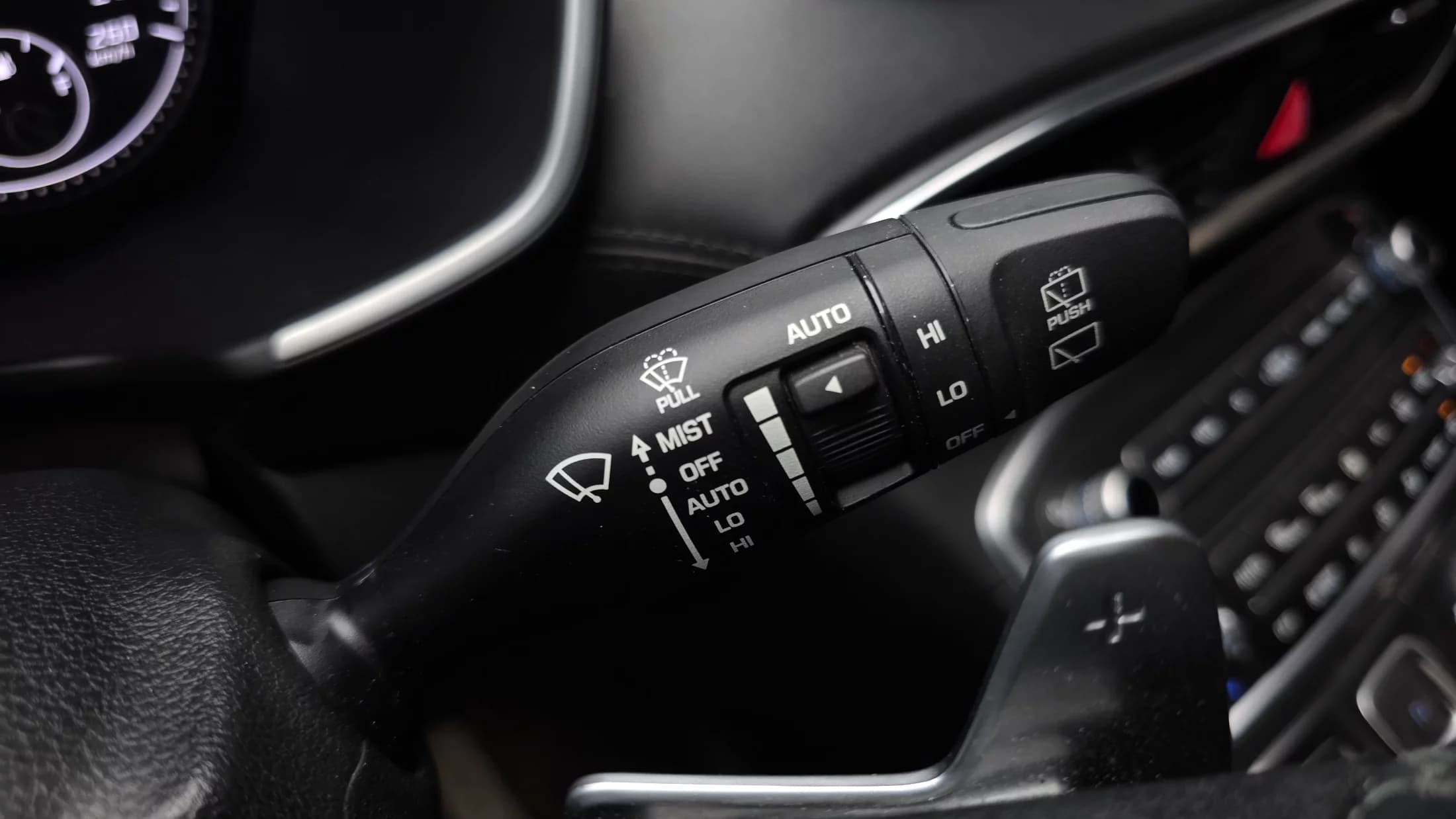 Hyundai Santa Fe HEV 1.6 2WD Exclusive, гибрид, 2022 г. 94220 км. — фото 17