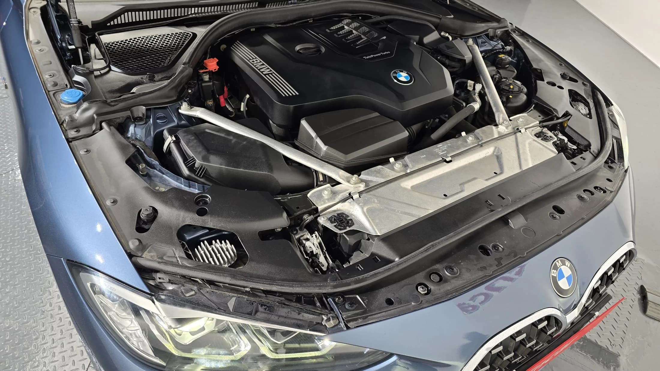 BMW 4-Series 420i M Sport Convertible, 2021 г. 105321 км. — фото 6