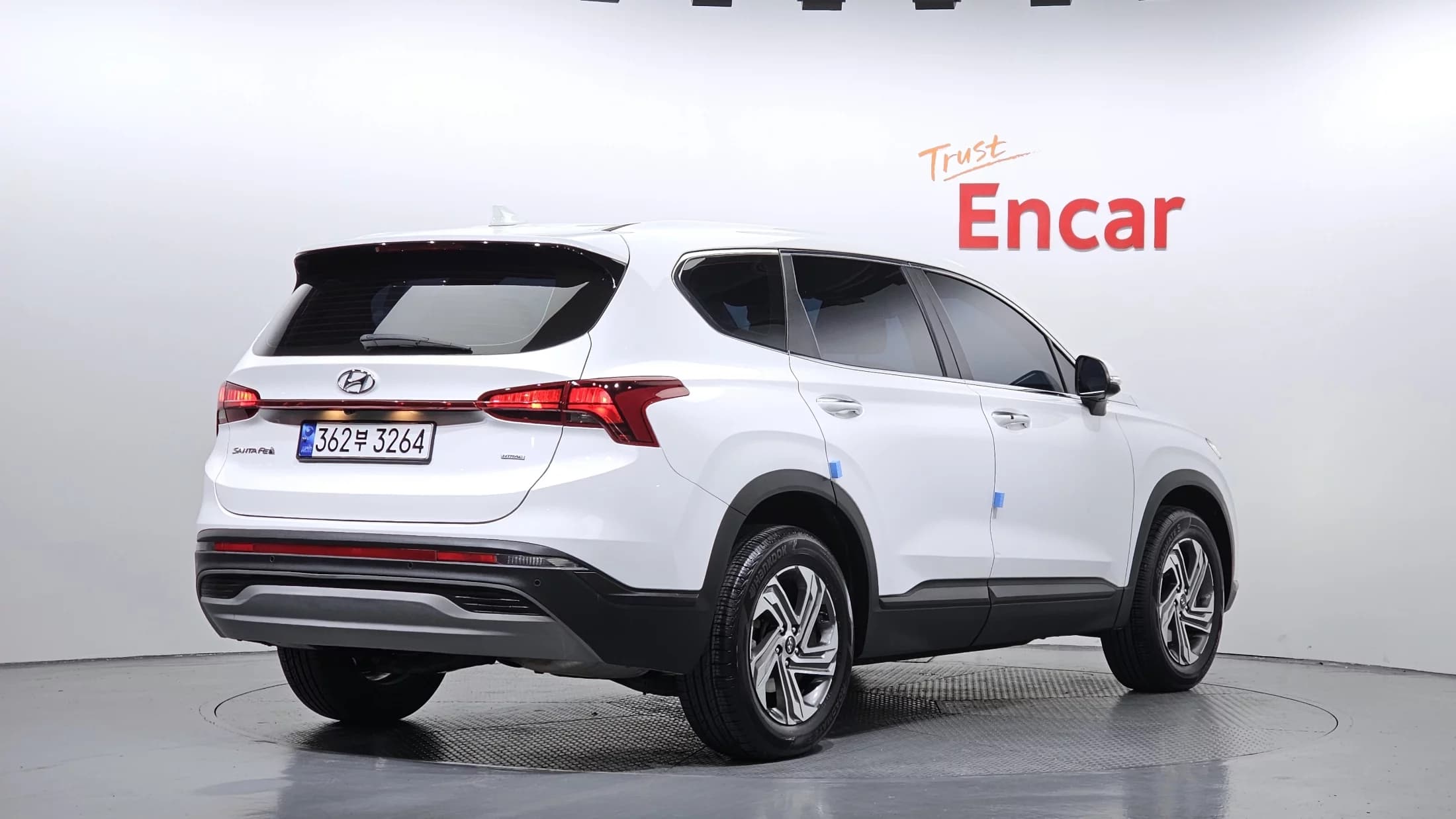 Hyundai Santa Fe Diesel 2.2 4WD Exclusive, 2023 г. 64171 км. — фото 2