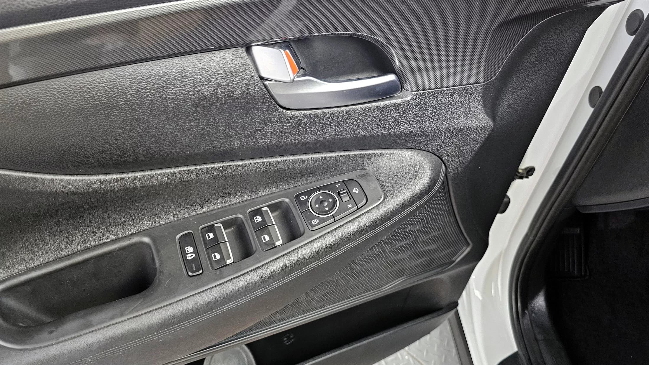 Hyundai Santa Fe Diesel 2.2 4WD Exclusive, 2023 г. 64171 км. — фото 14