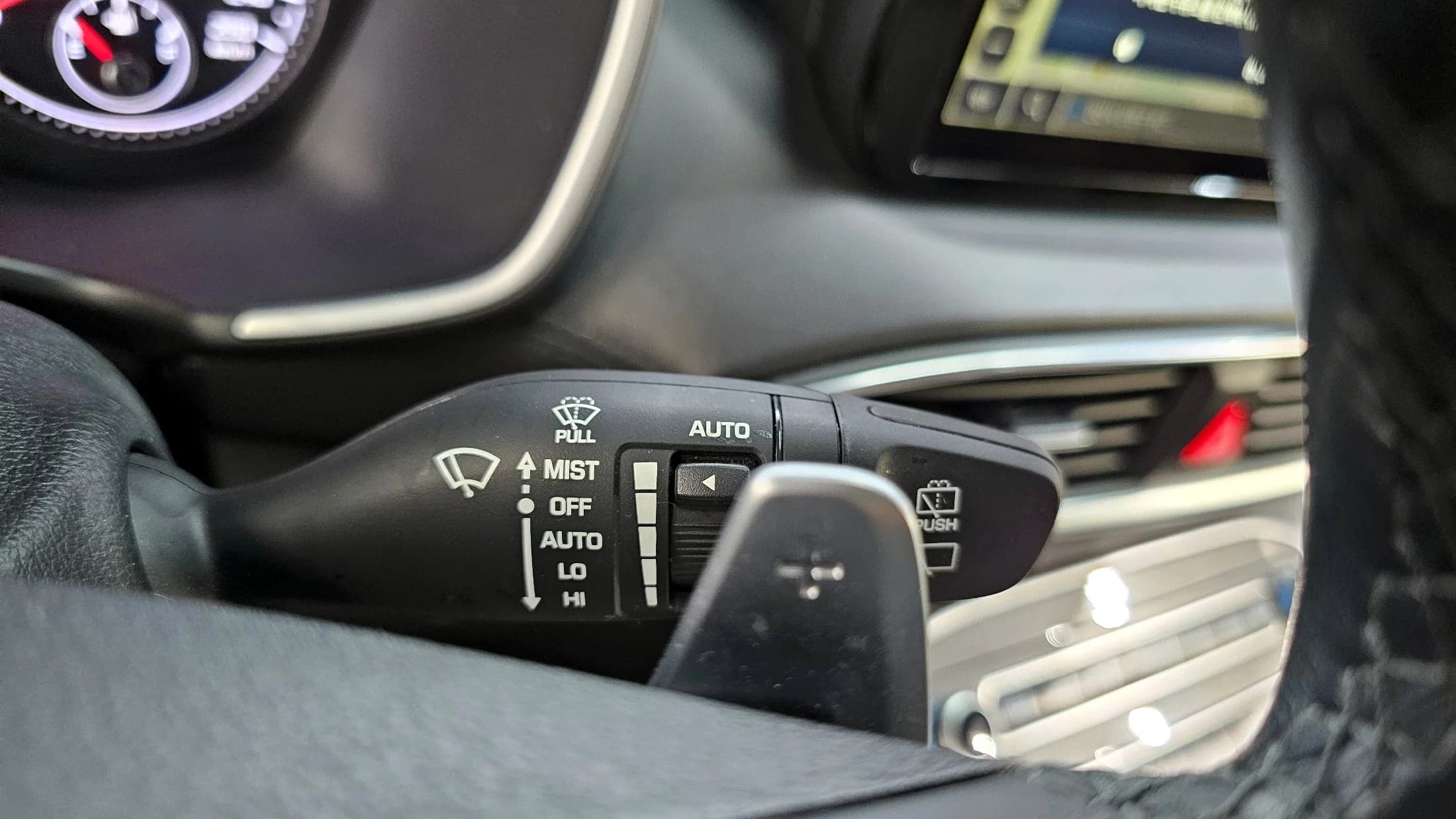 Hyundai Santa Fe Diesel 2.2 4WD Exclusive, 2023 г. 64171 км. — фото 16